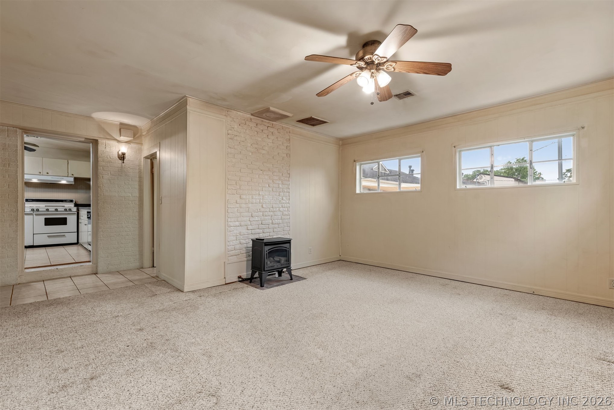131 E 35th Street Property Photo 26