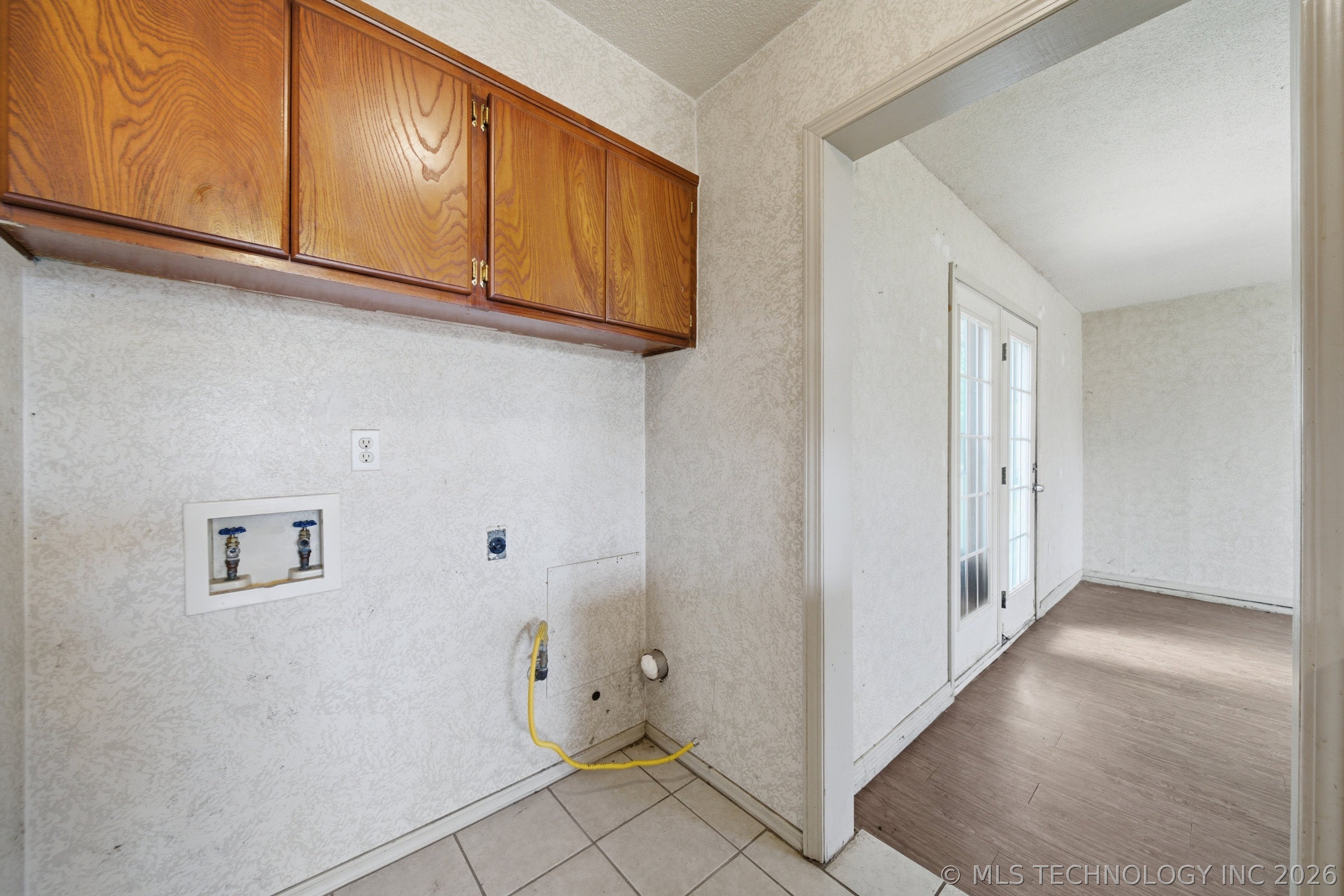 422 E 25th Street Property Photo 14
