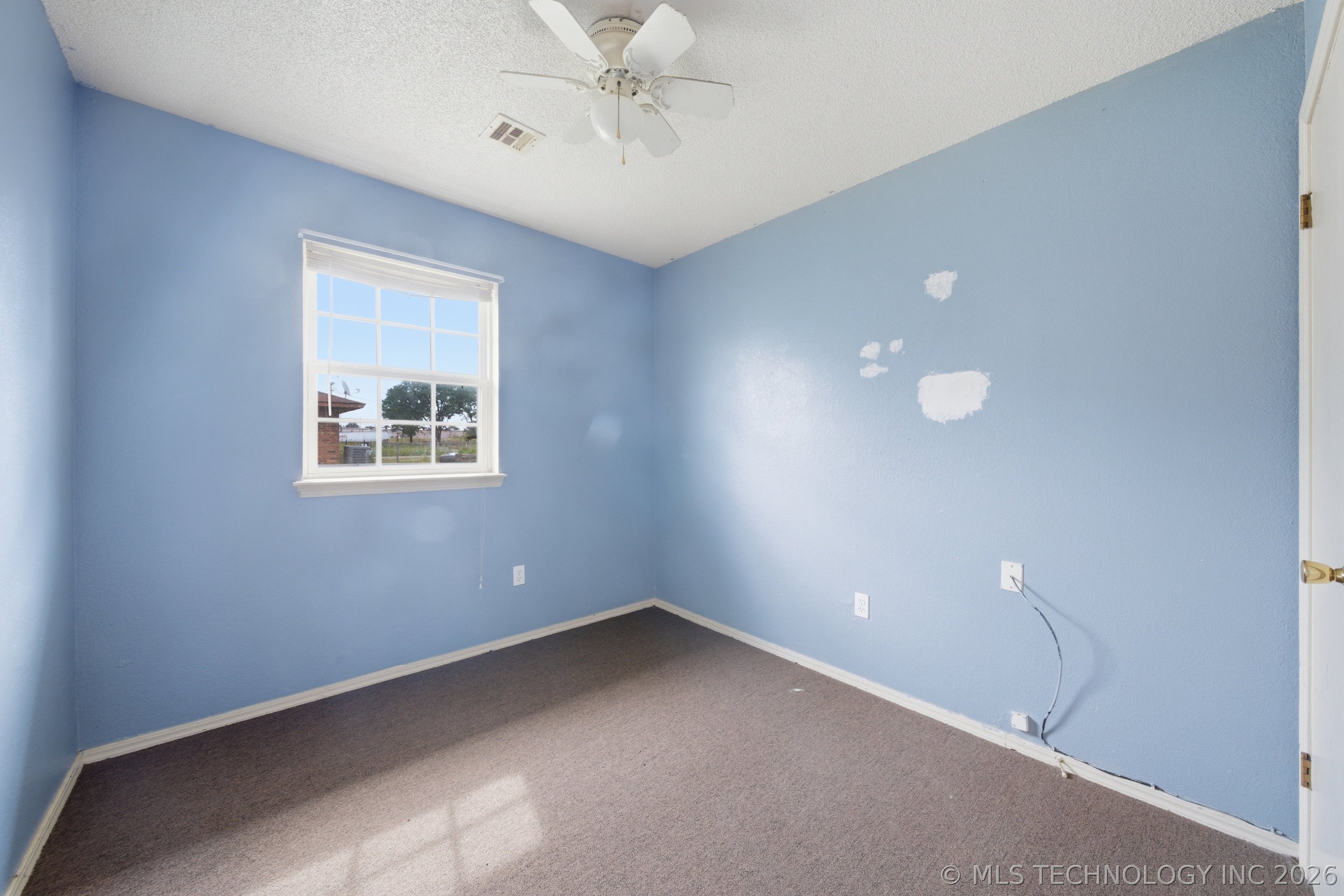 422 E 25th Street Property Photo 24