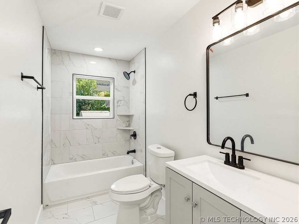 1130 N Cherry Property Photo 24