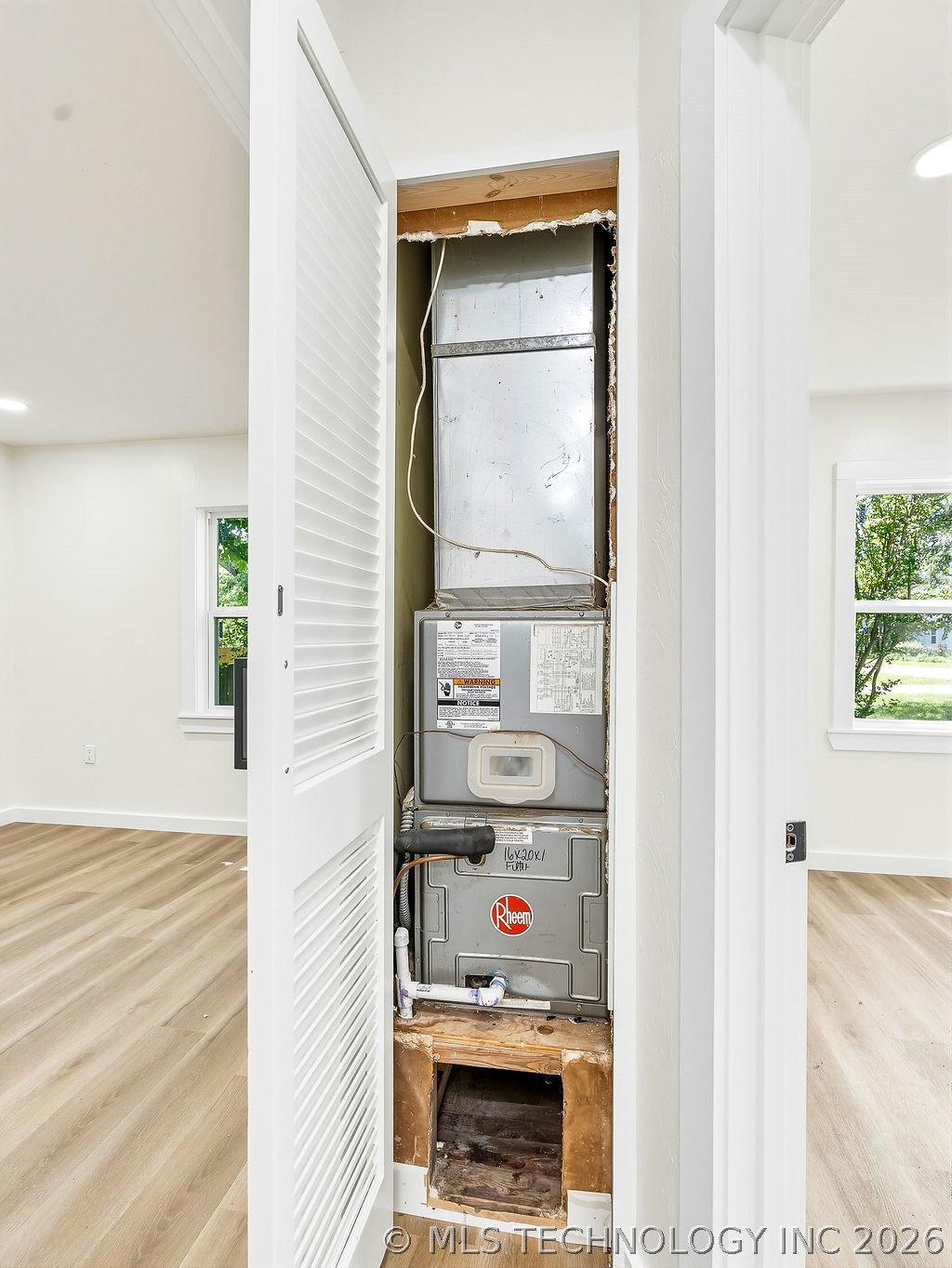1130 N Cherry Property Photo 34