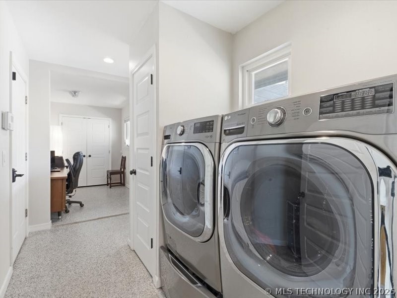 12428 W 61st Street S Property Photo 18