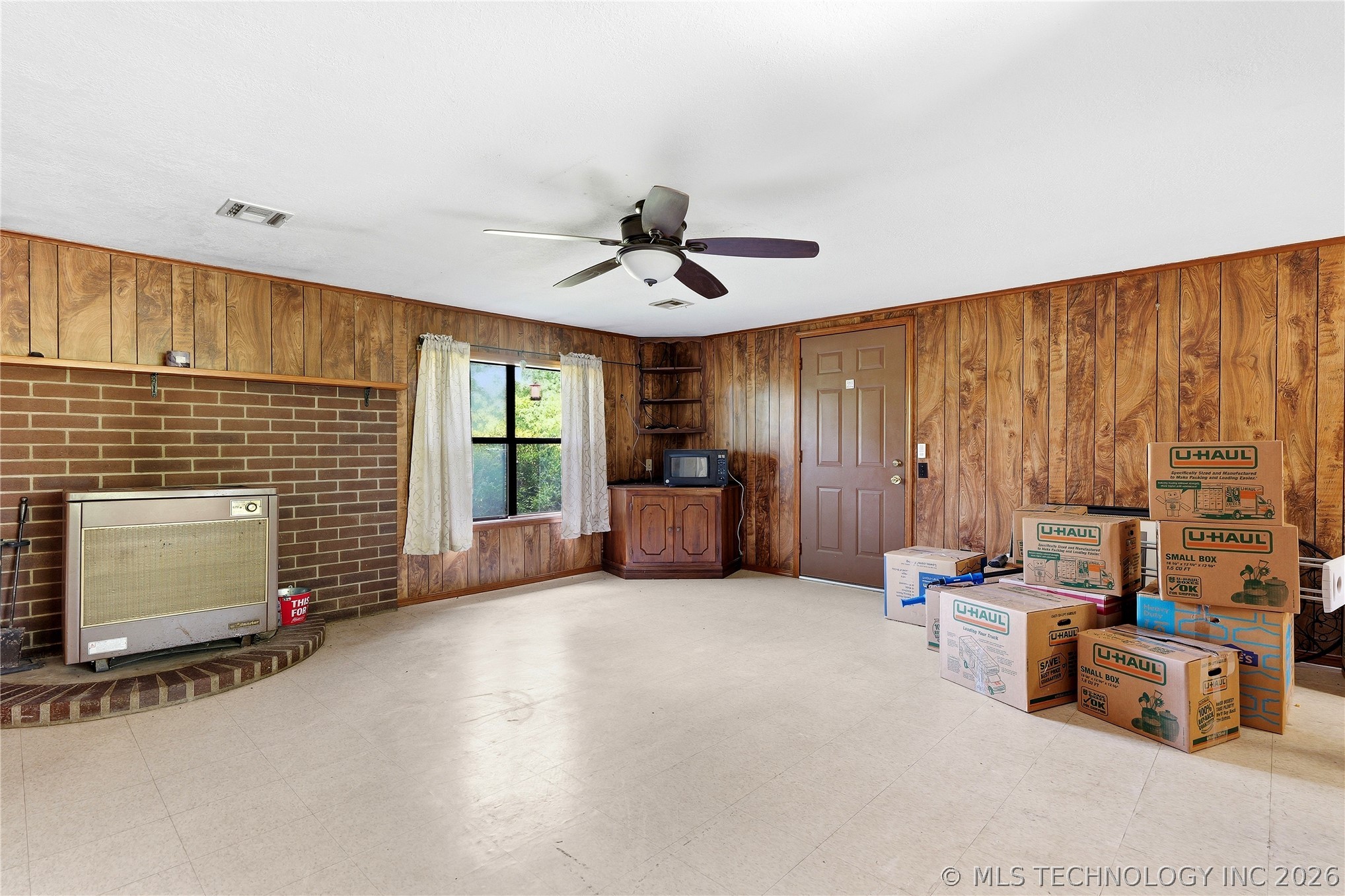 444851 Highway 10a Highway Property Photo 25