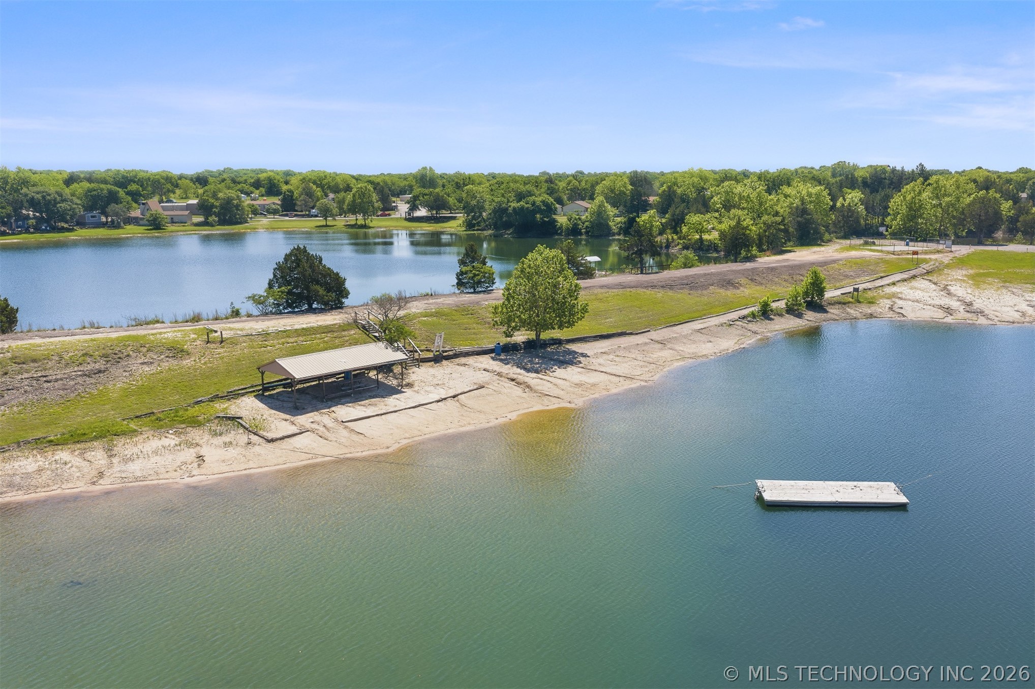 607 Five Lakes Property Photo 8
