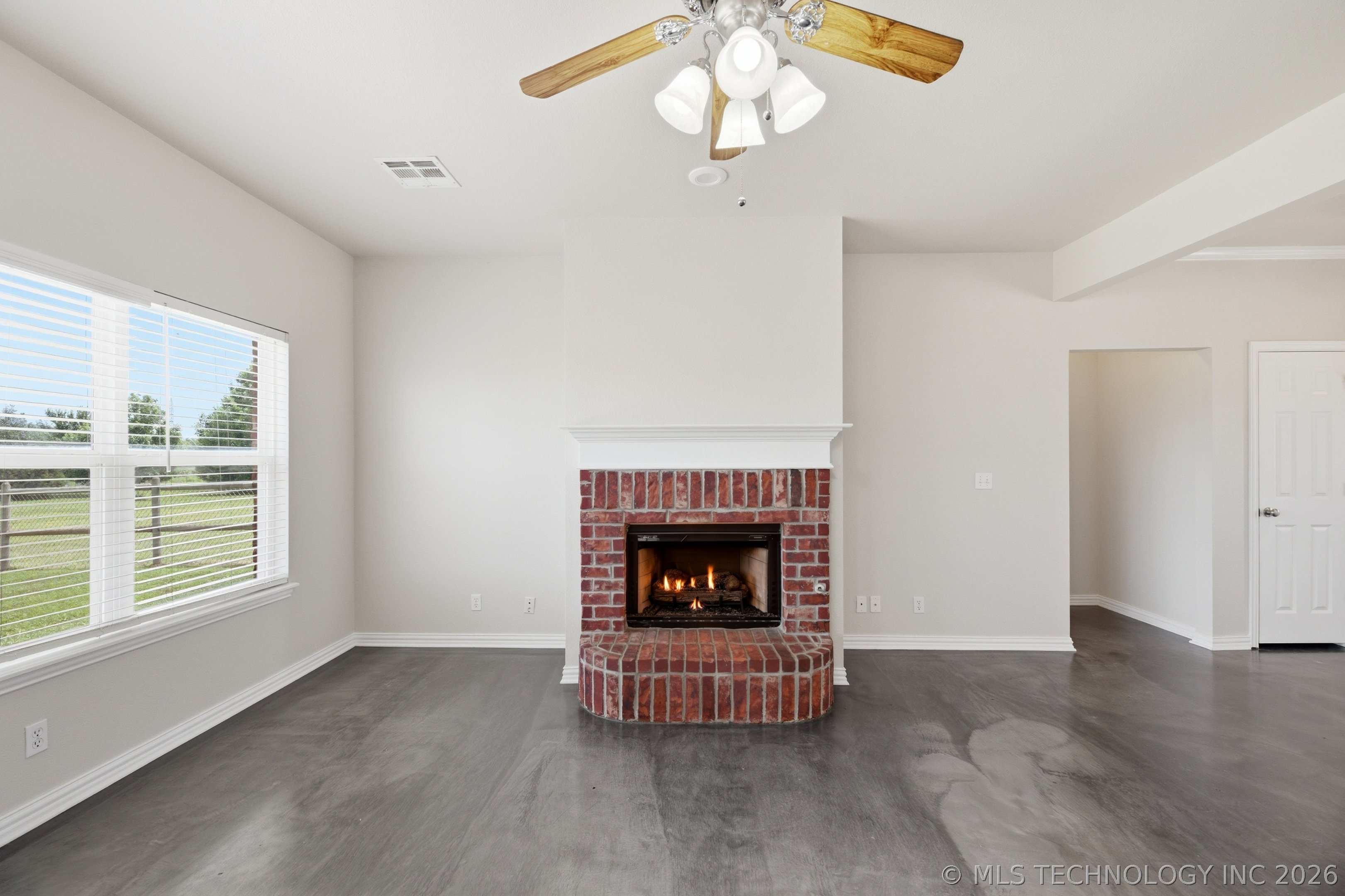 12453 N 167th East Avenue Property Photo 9