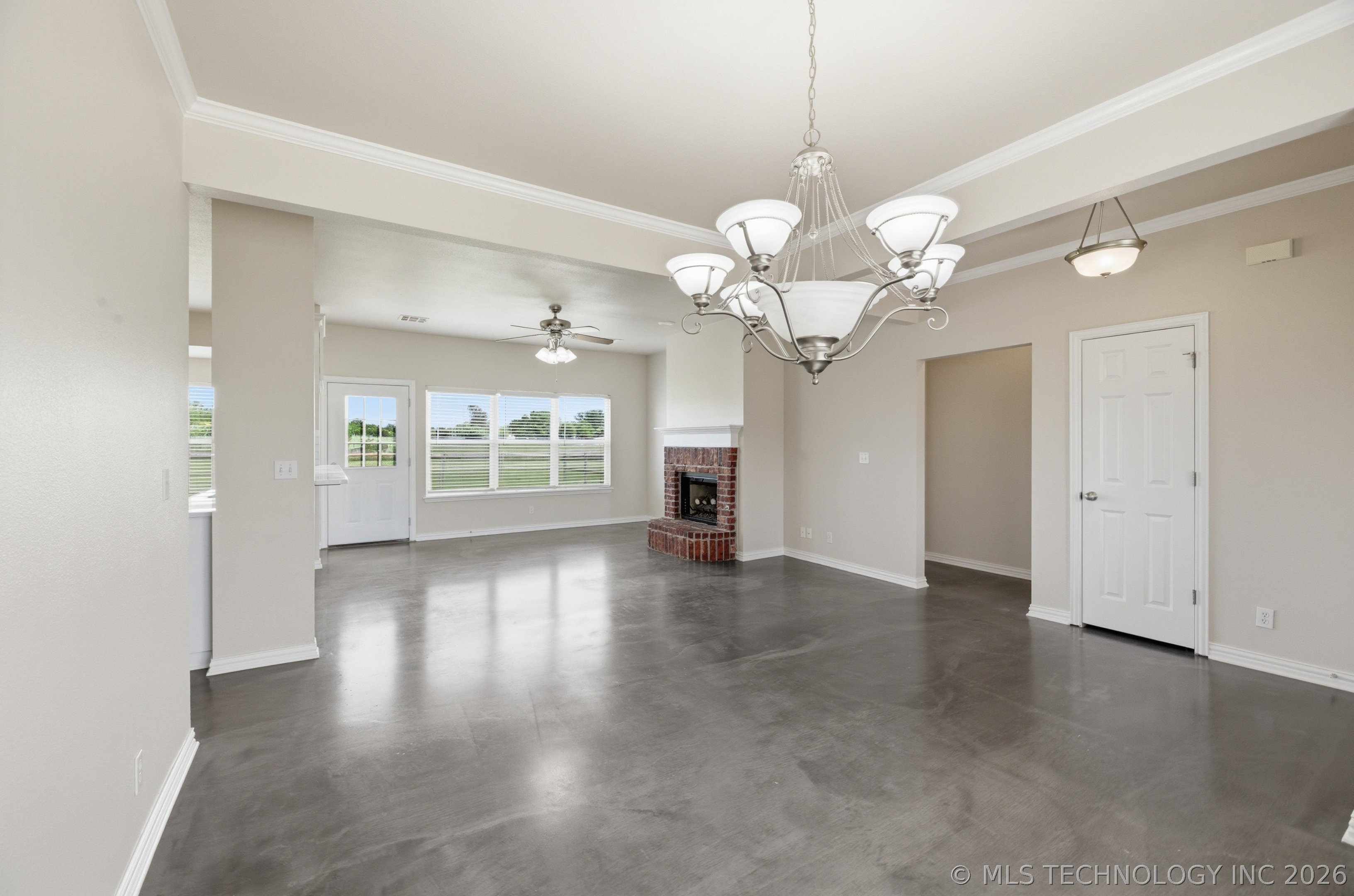 12453 N 167th East Avenue Property Photo 13