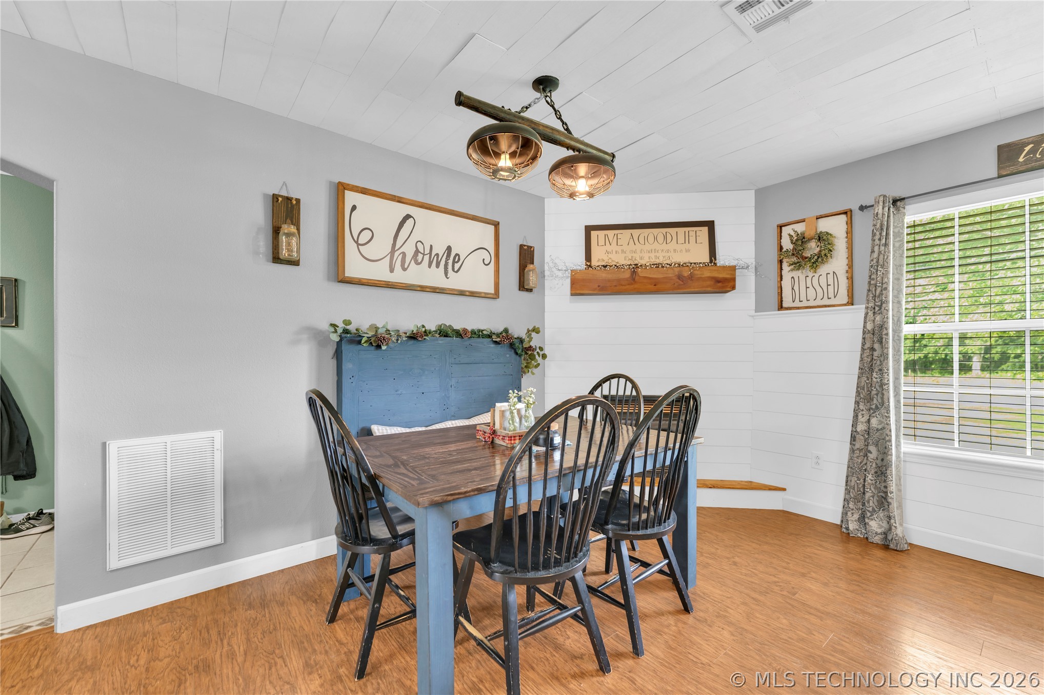 3301 S 4730 Property Photo 8