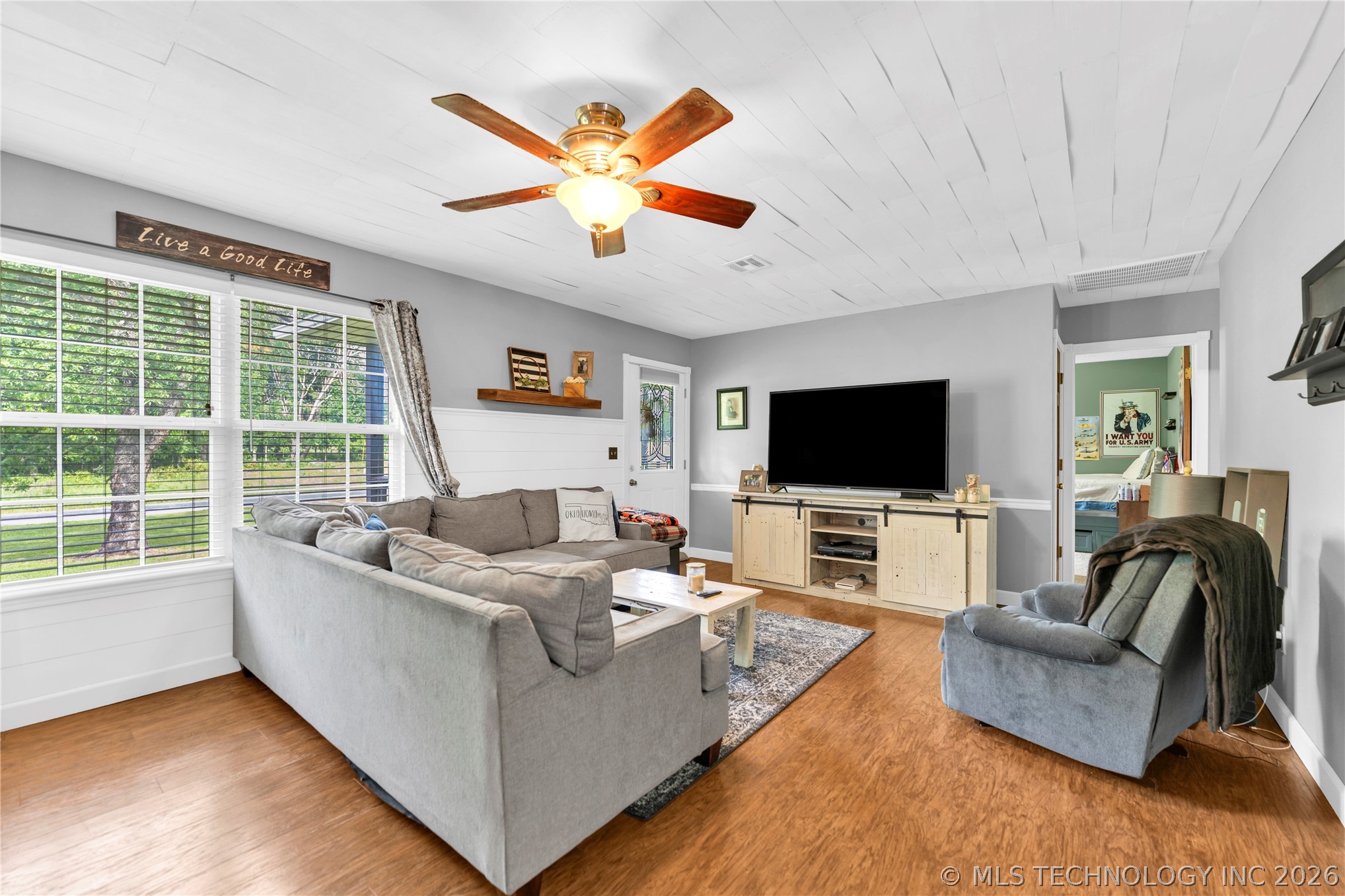 3301 S 4730 Property Photo 9