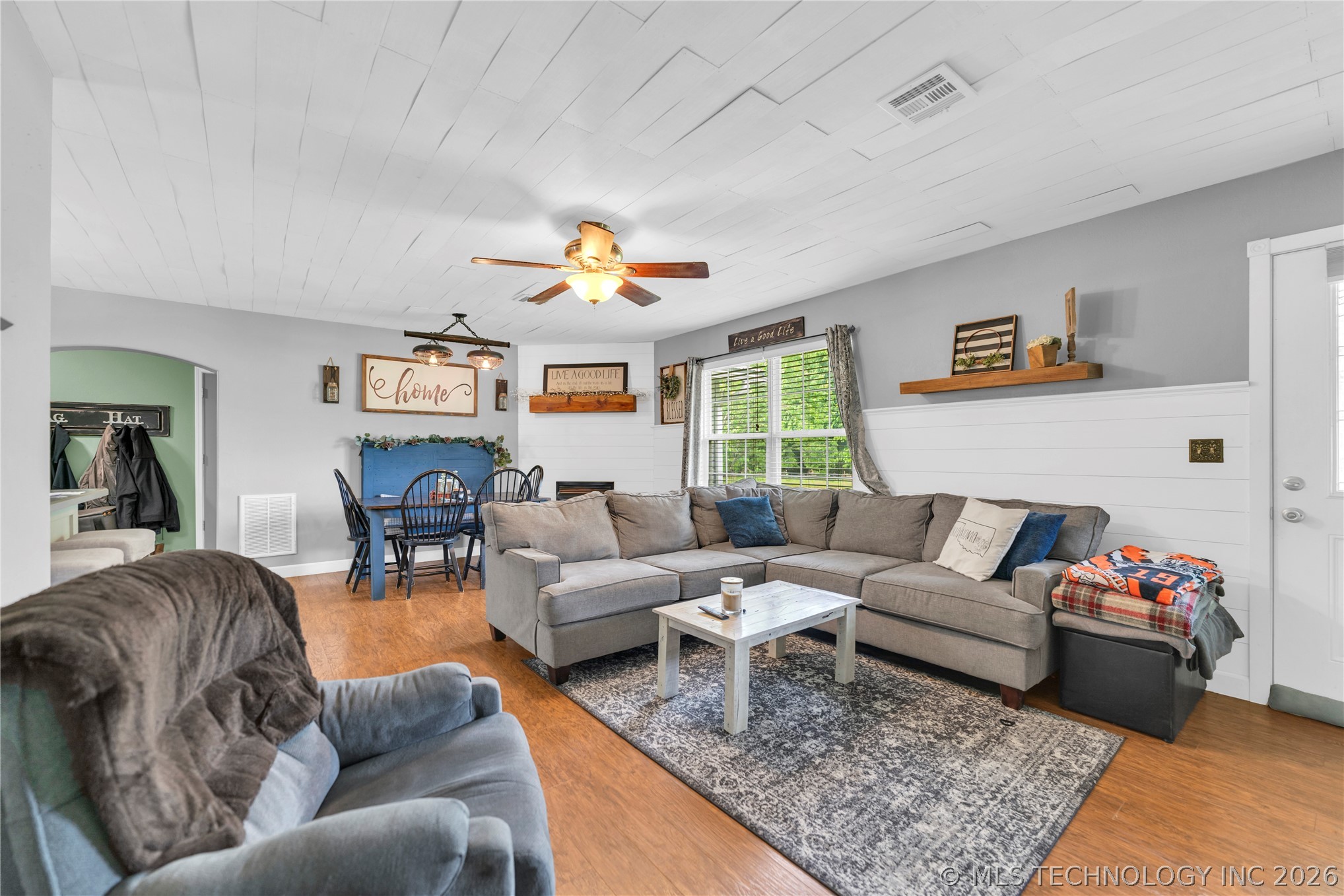 3301 S 4730 Property Photo 10