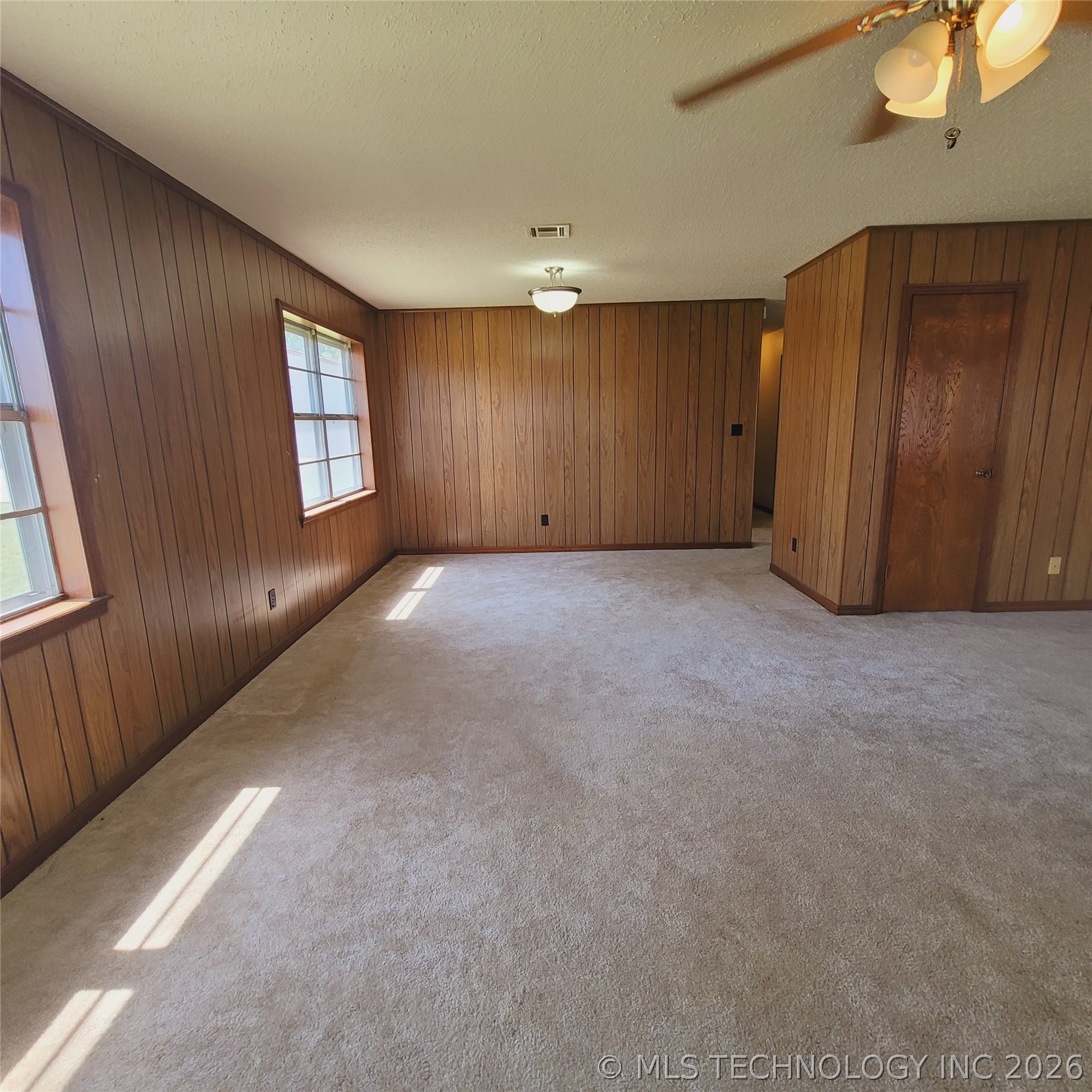 414250 E 1074 Road Property Photo 45