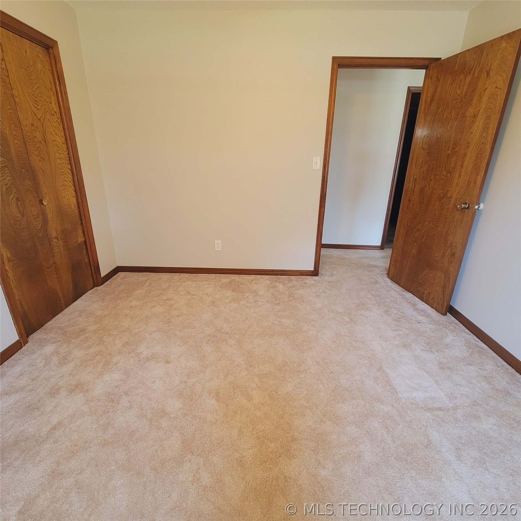 414250 E 1074 Road Property Photo 58
