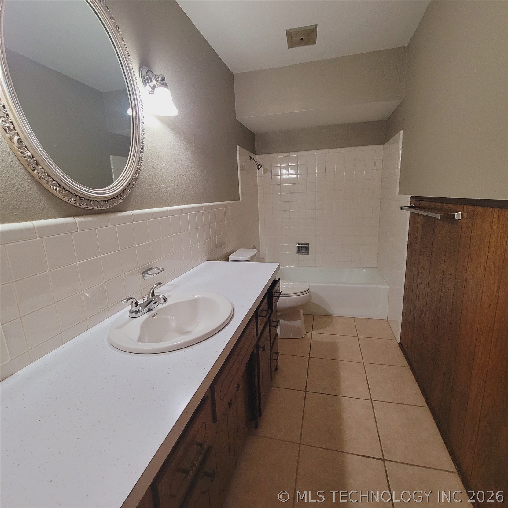 414250 E 1074 Road Property Photo 60