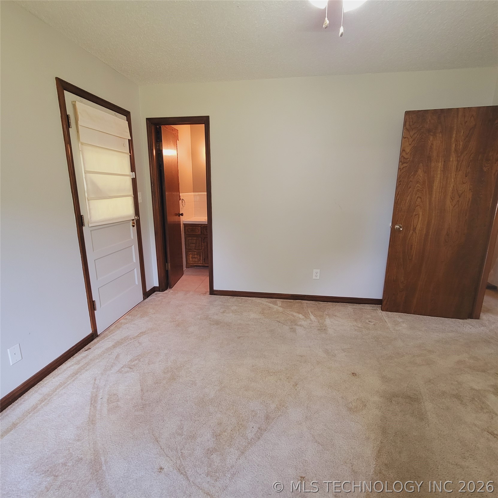 414250 E 1074 Road Property Photo 70