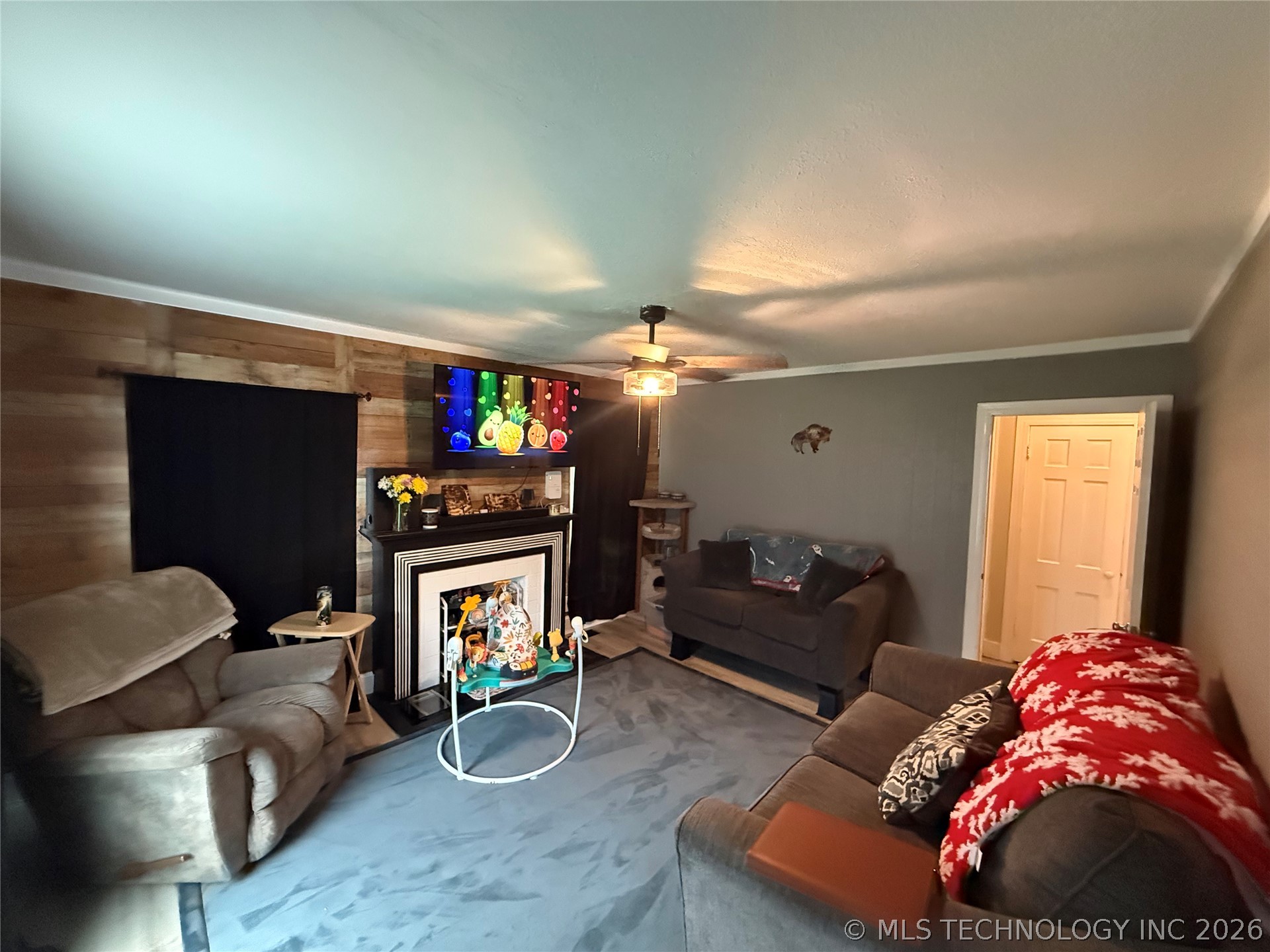 1314 Walnut Street Property Photo 3
