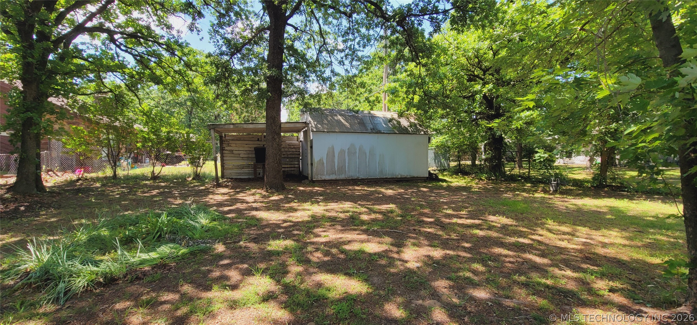 417377 Bridgeport Road Property Photo 6