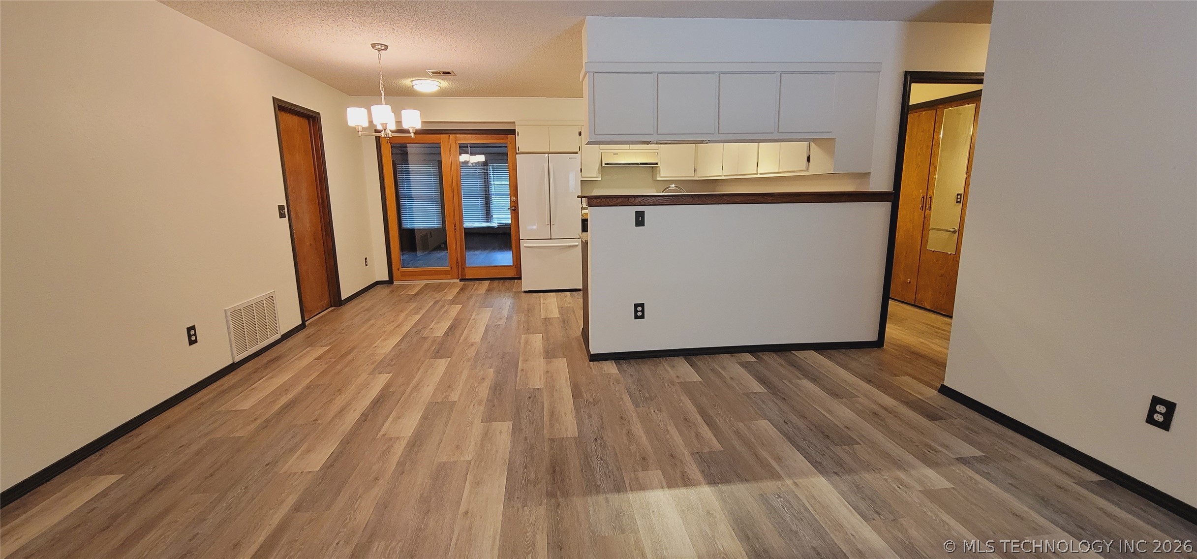 417377 Bridgeport Road Property Photo 10
