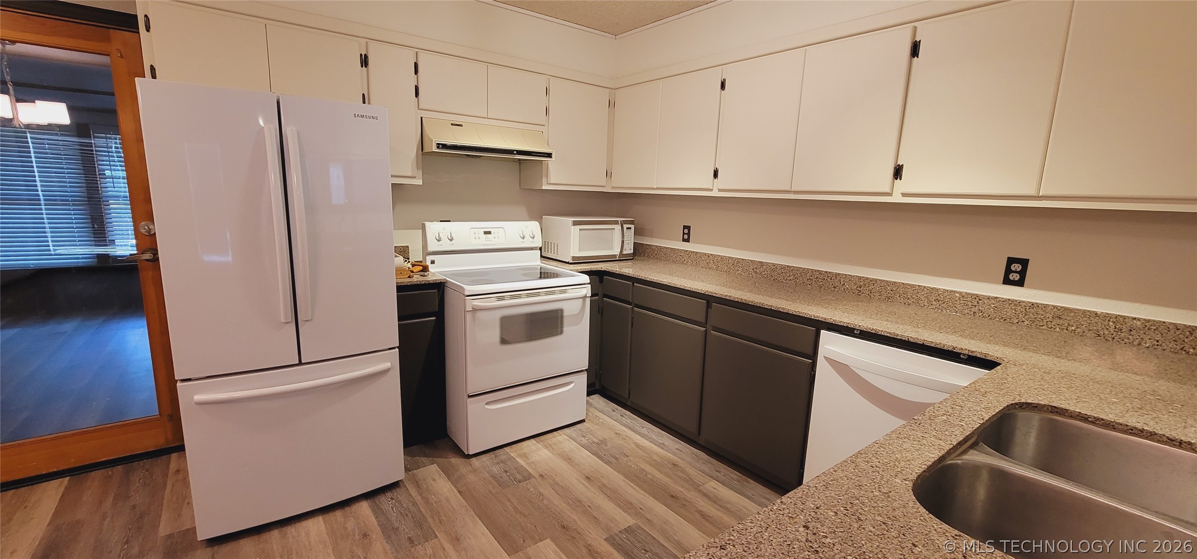 417377 Bridgeport Road Property Photo 14