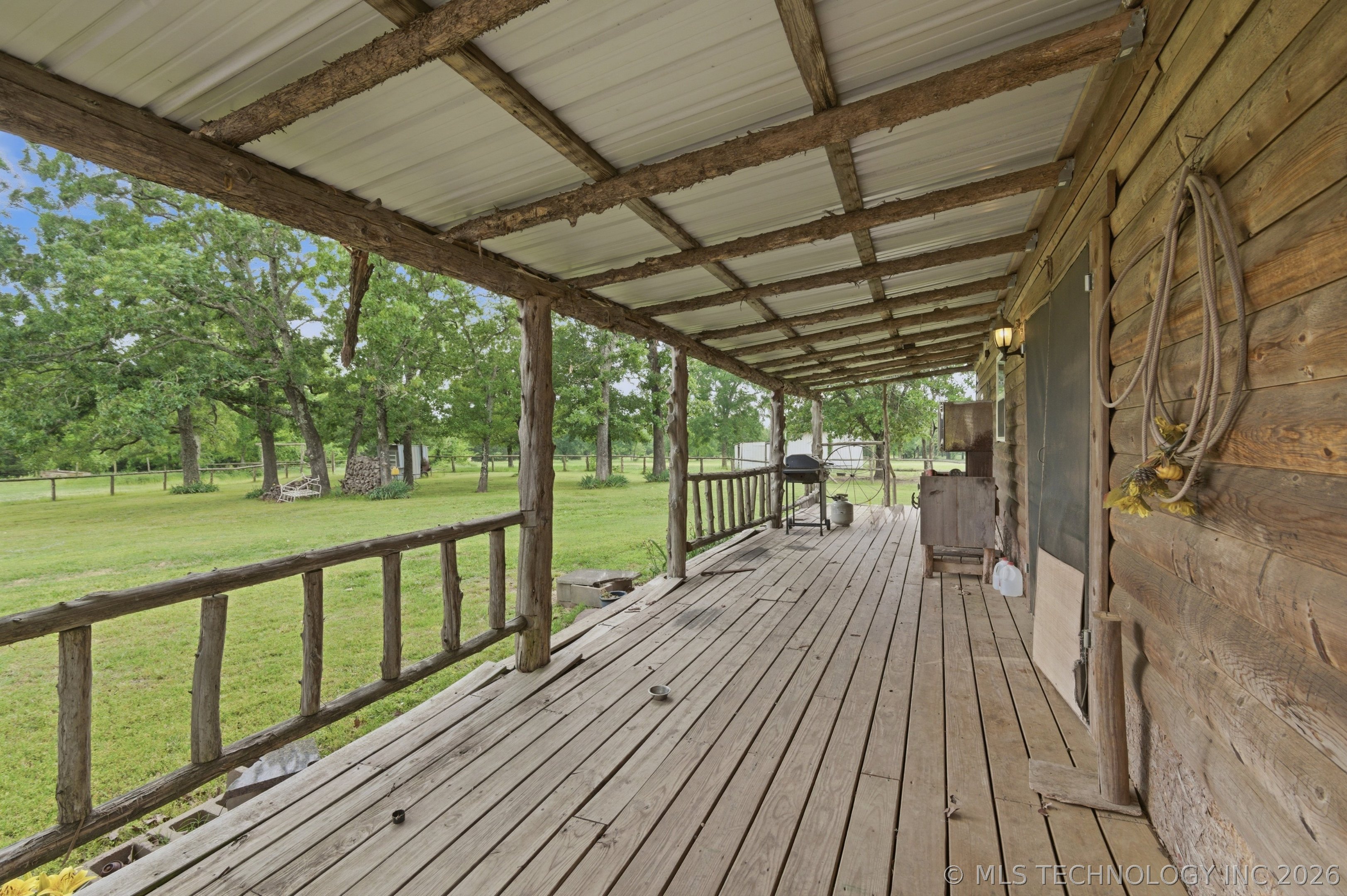 448672 1011 Road Property Photo 16
