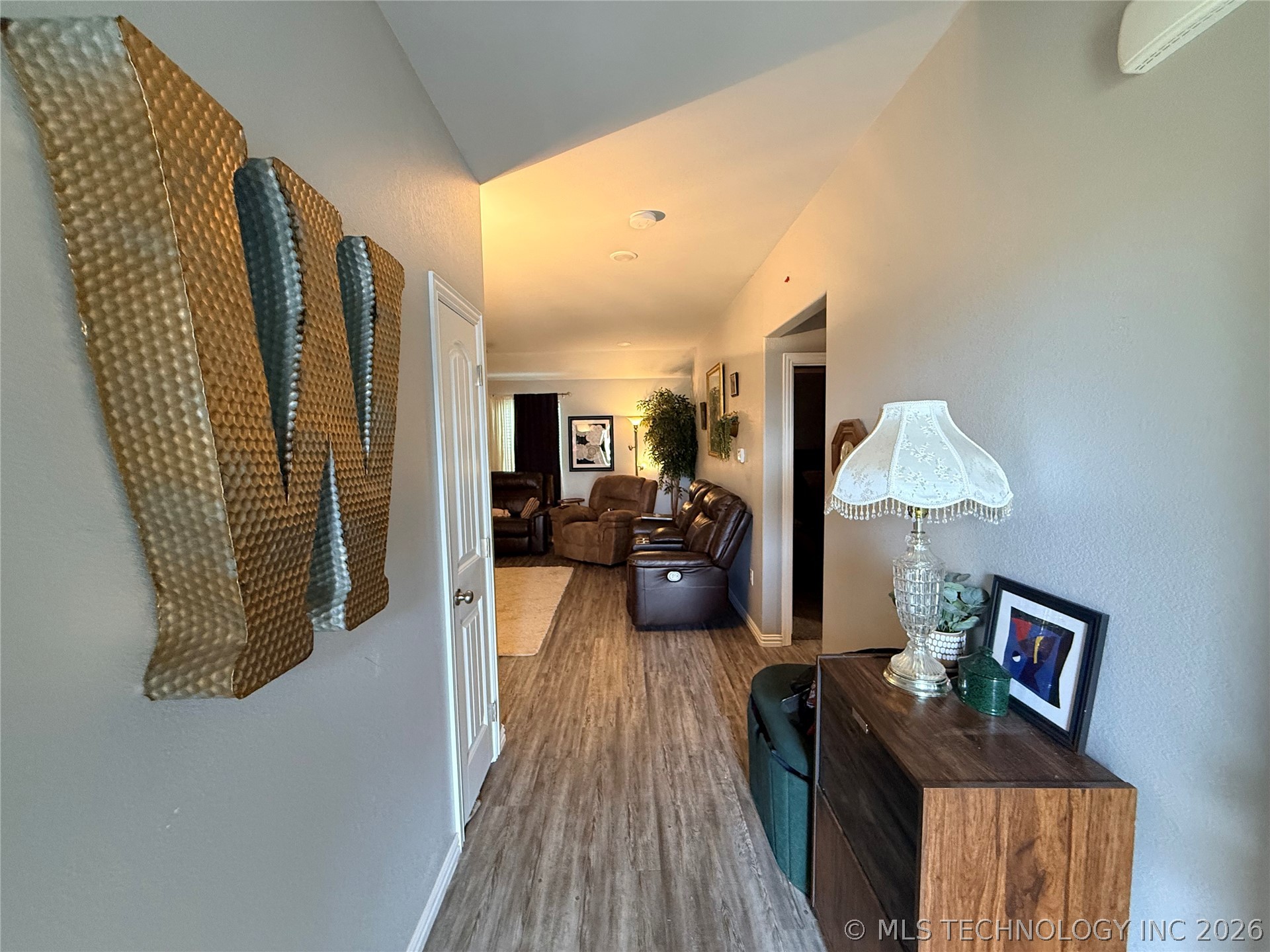 114 Lake Meadow Loop Drive Property Photo 2
