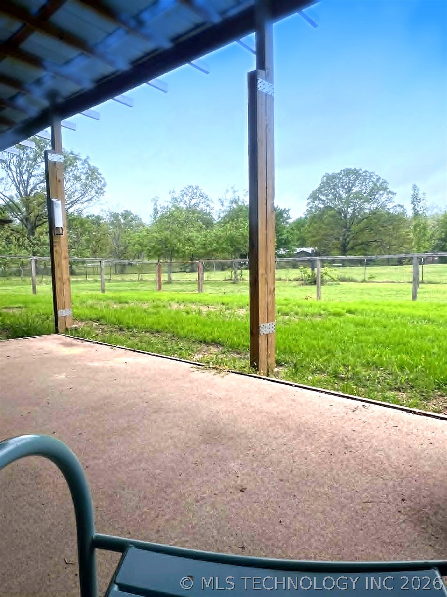 18756 E 690 Road Property Photo 4