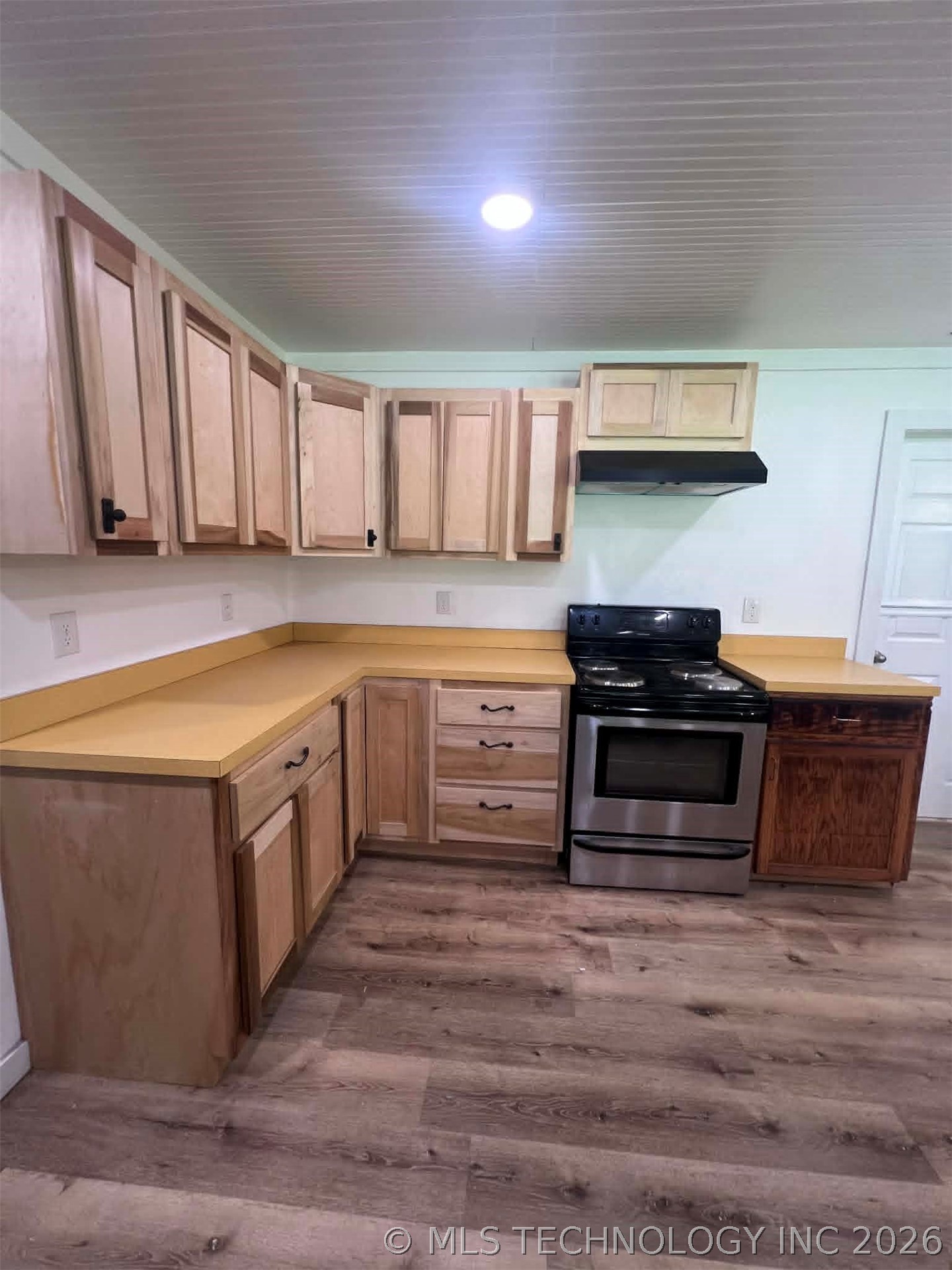 18756 E 690 Road Property Photo 27