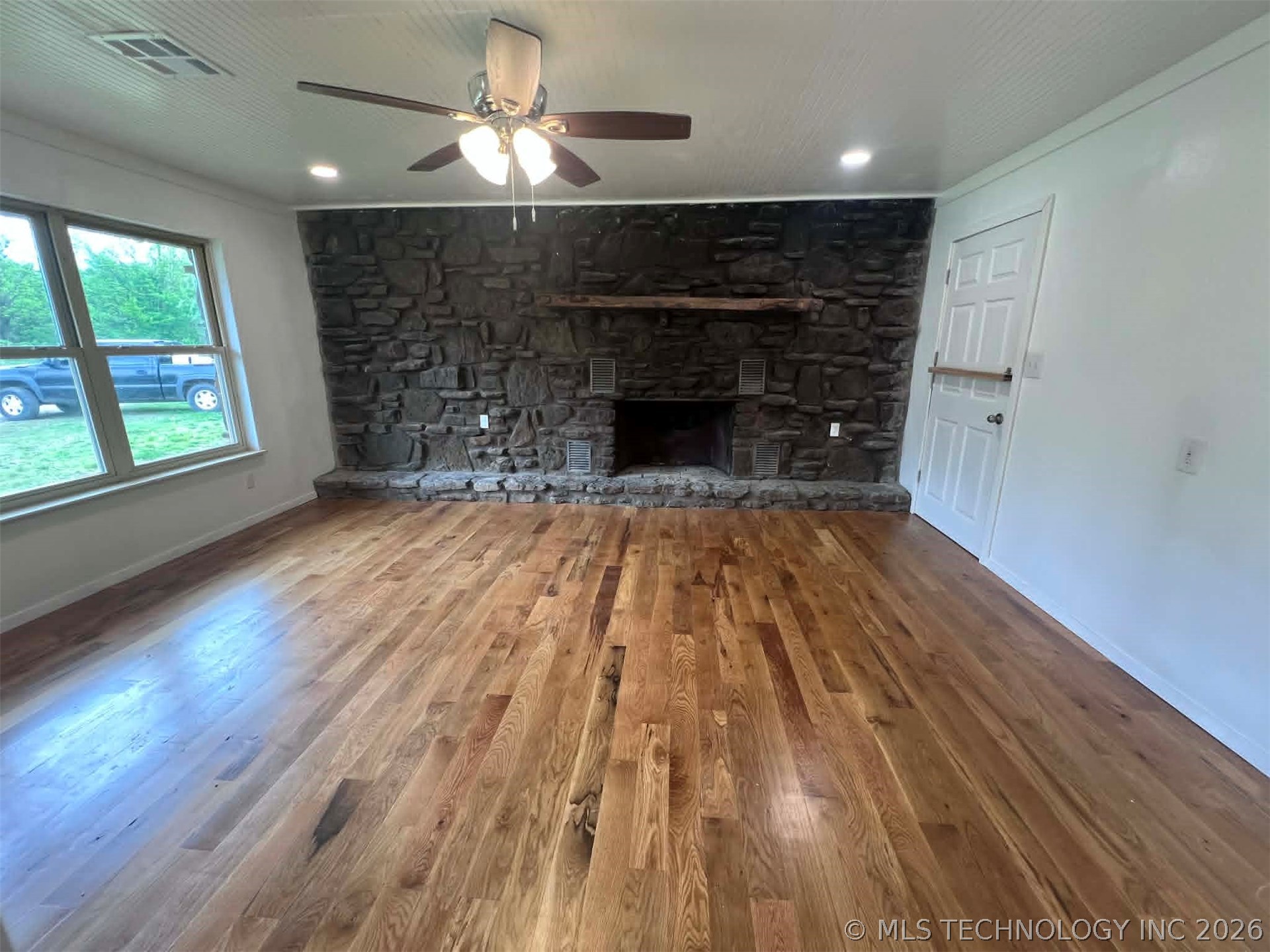 18756 E 690 Road Property Photo 41