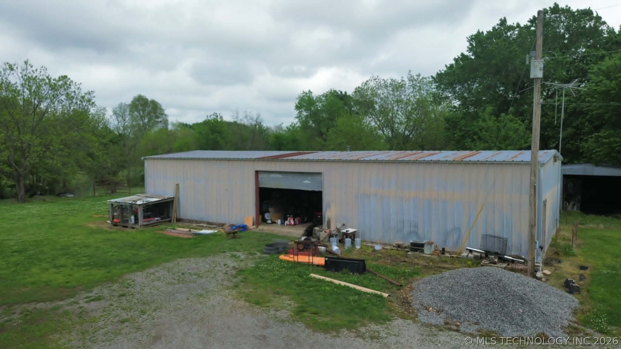 18756 E 690 Road Property Photo 66