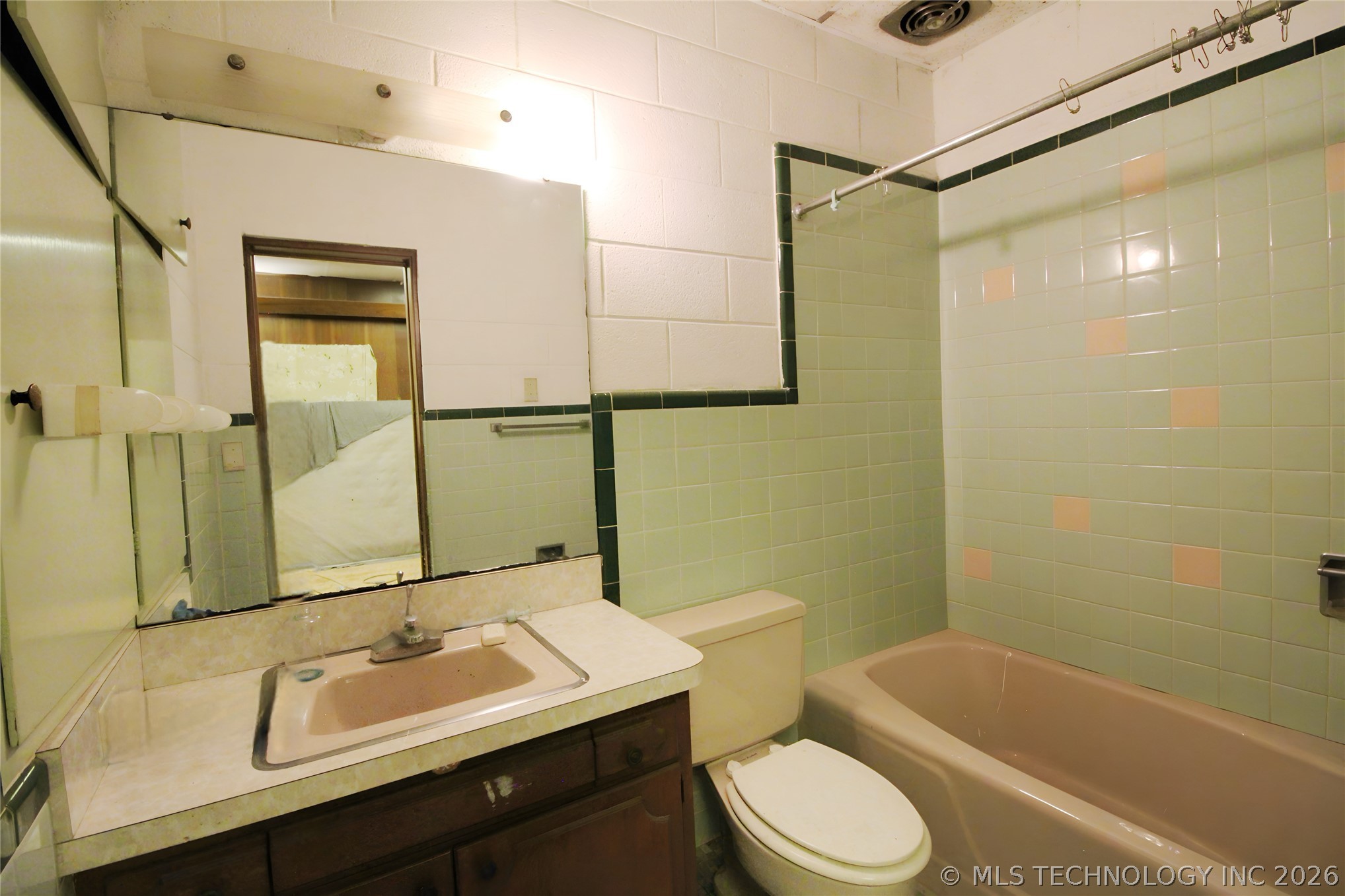 1501 W Main Street Property Photo 34