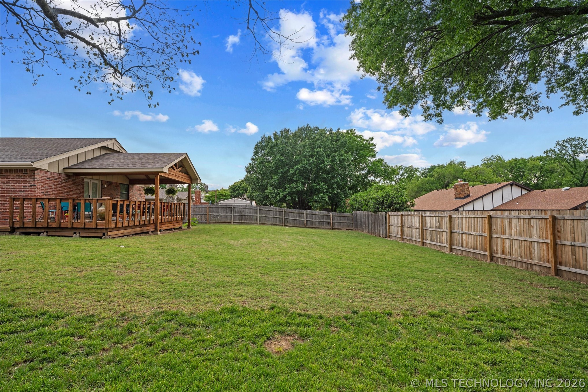 2516 Williamsburg Street S Property Photo 45