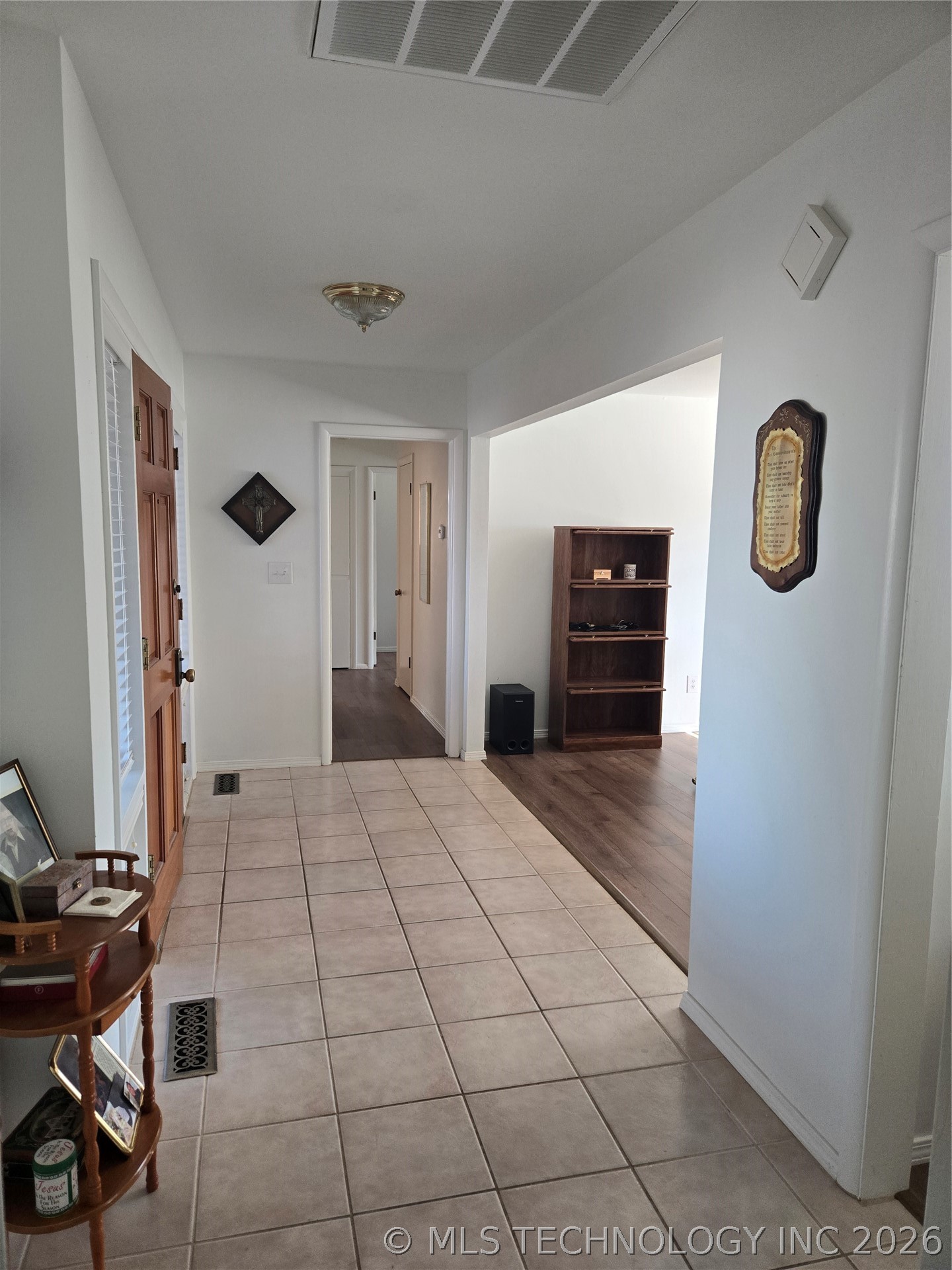 6920 E 20th Street Property Photo 3