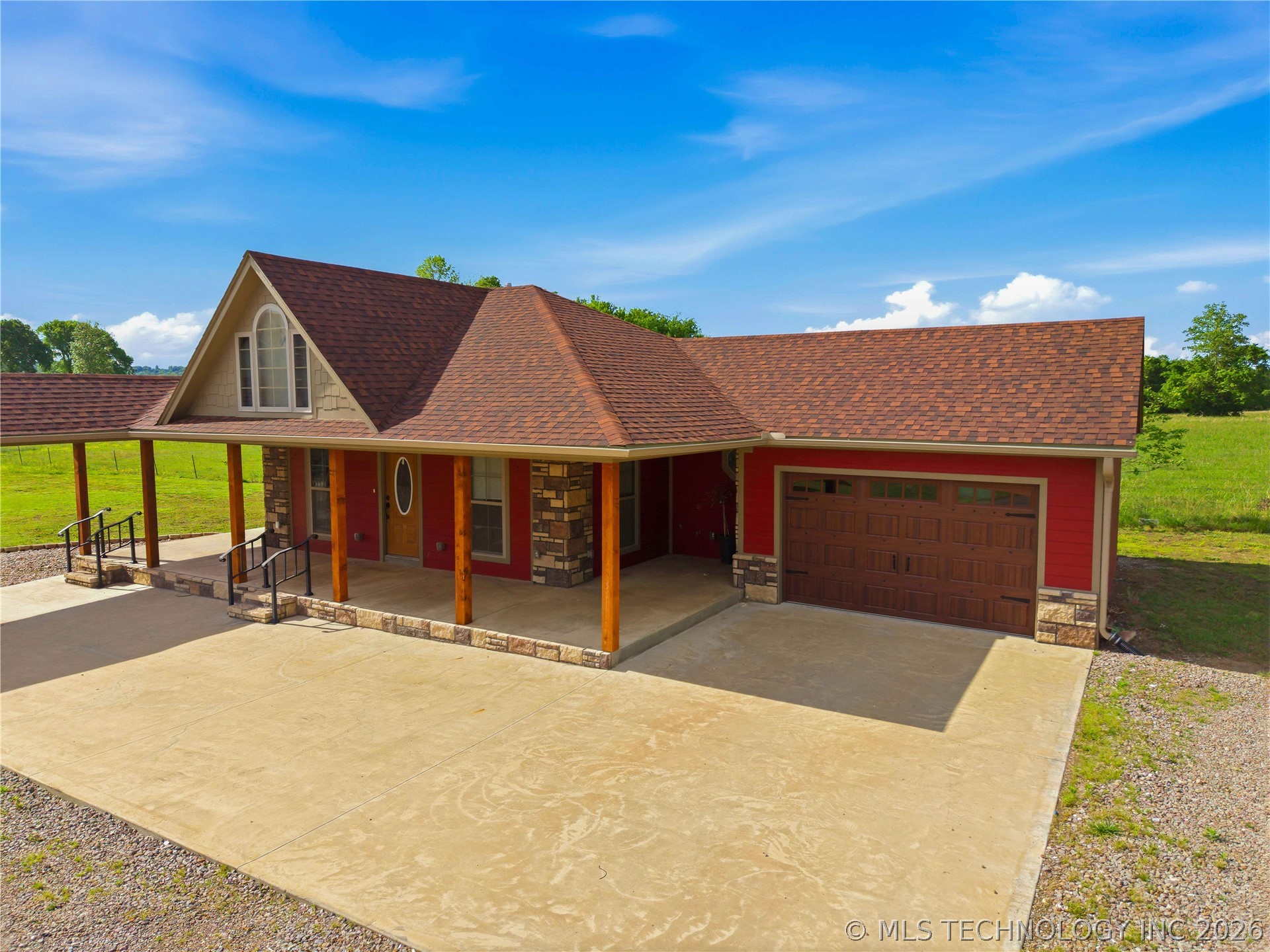 467281 Highway 100 Property Photo 13
