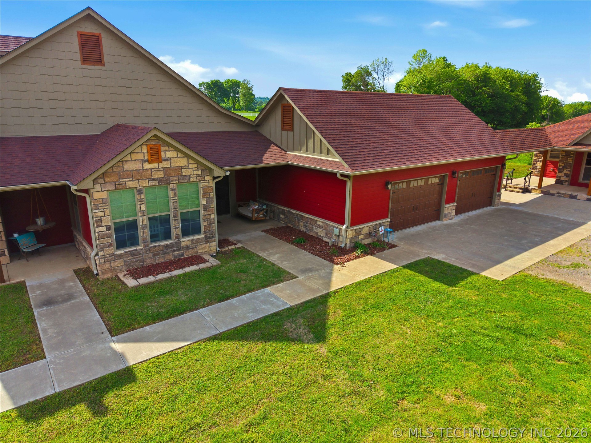 467281 Highway 100 Property Photo 15