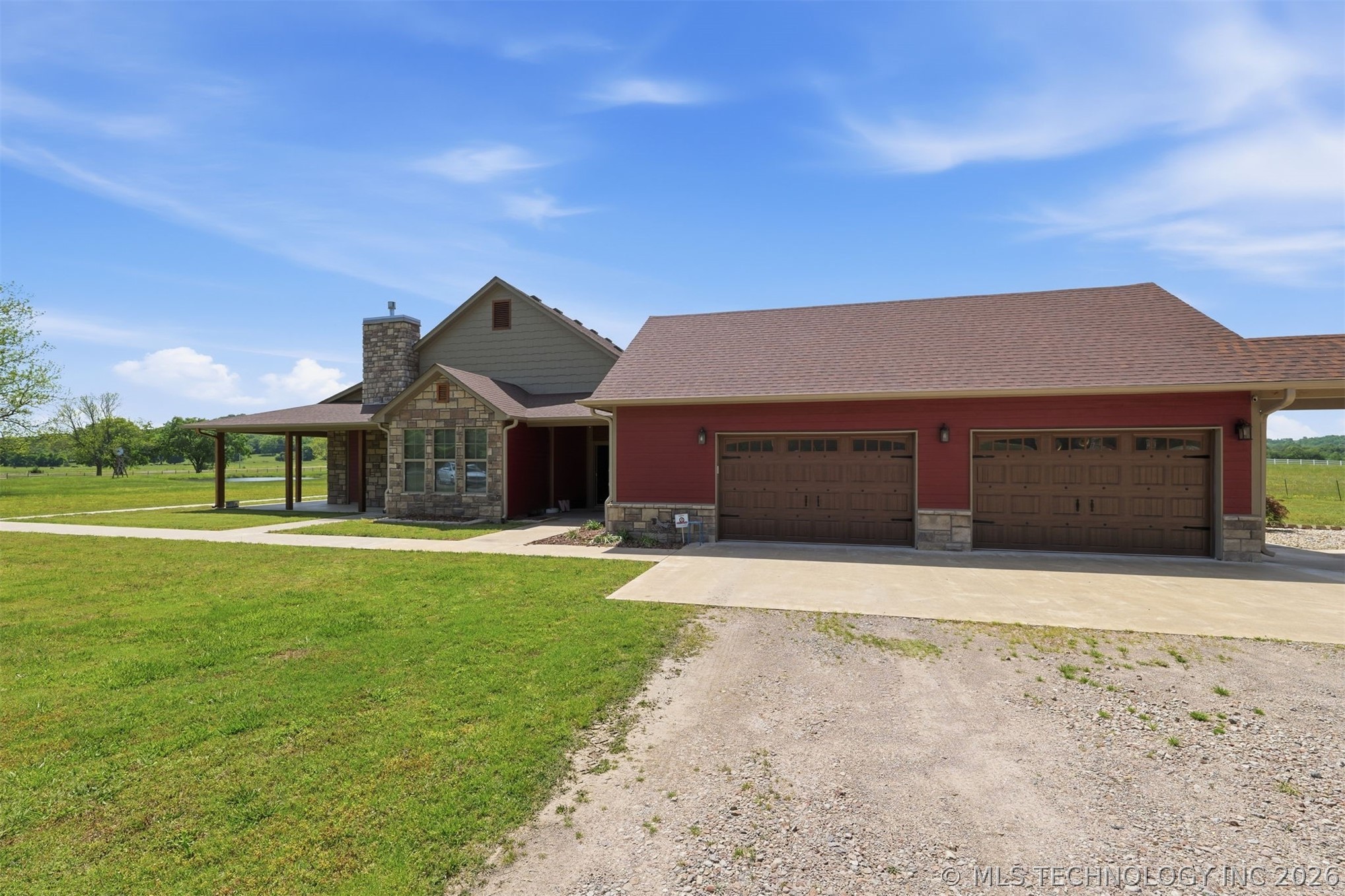 467281 Highway 100 Property Photo 30