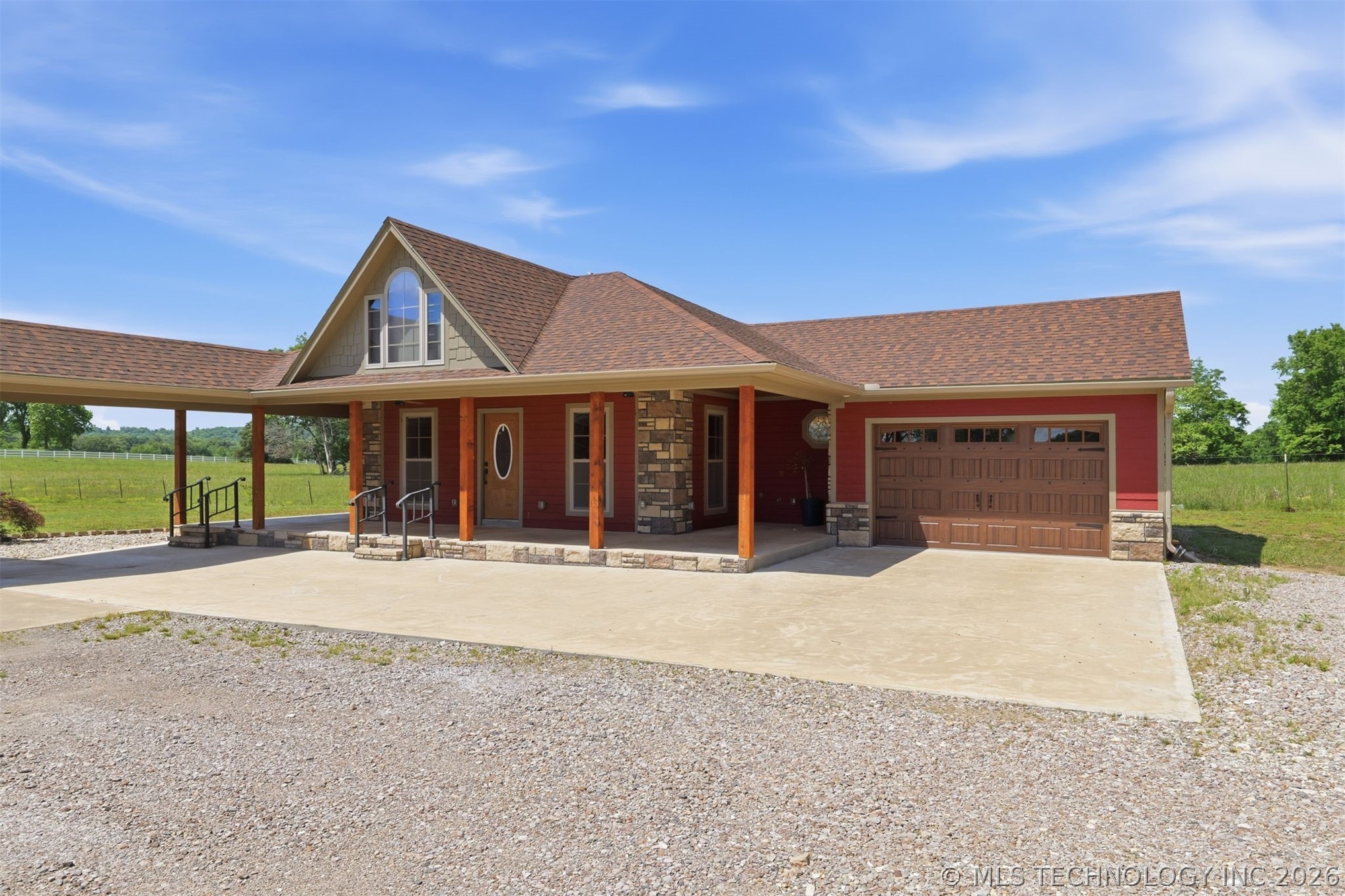 467281 Highway 100 Property Photo 35