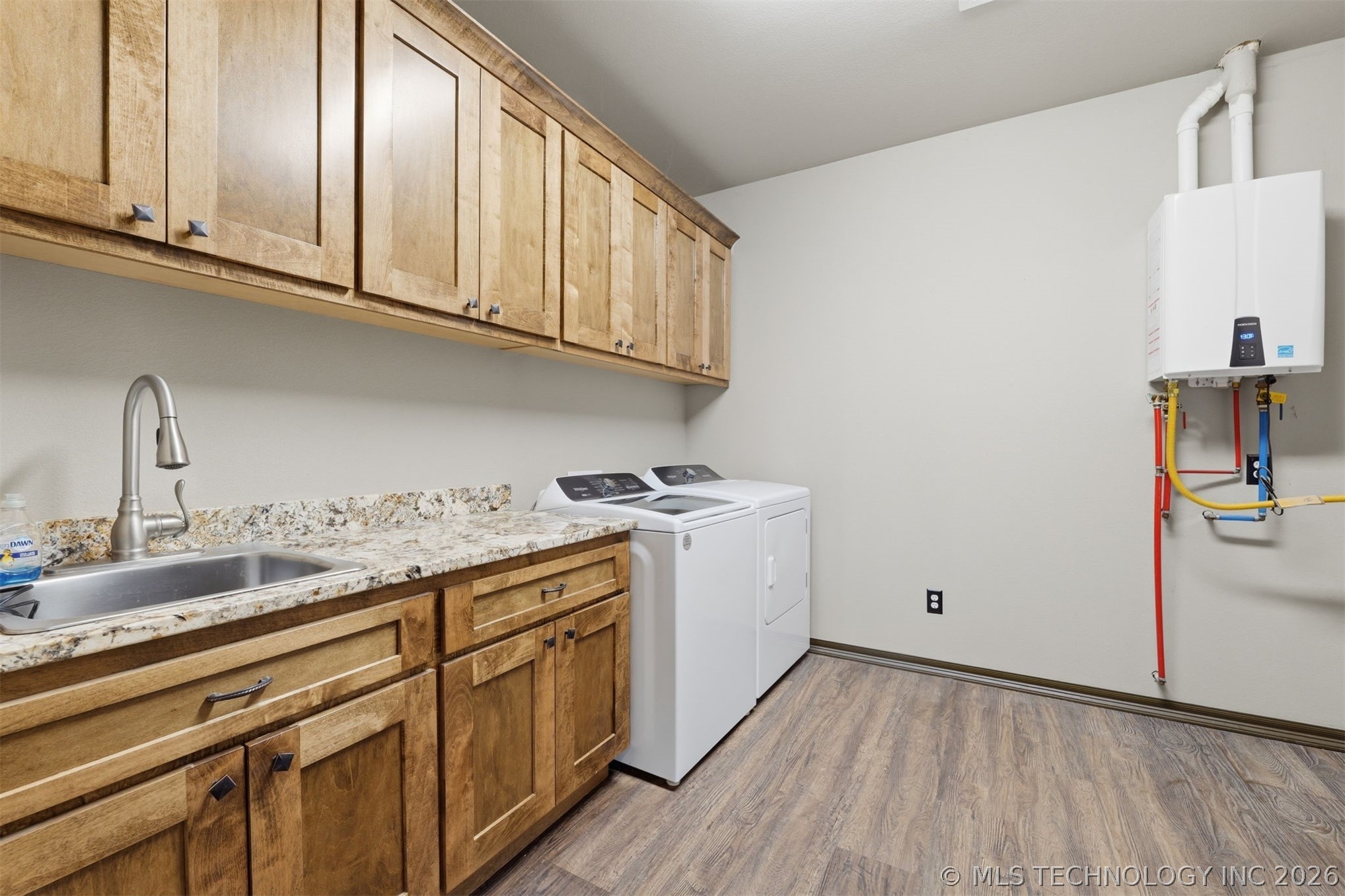 467281 Highway 100 Property Photo 43