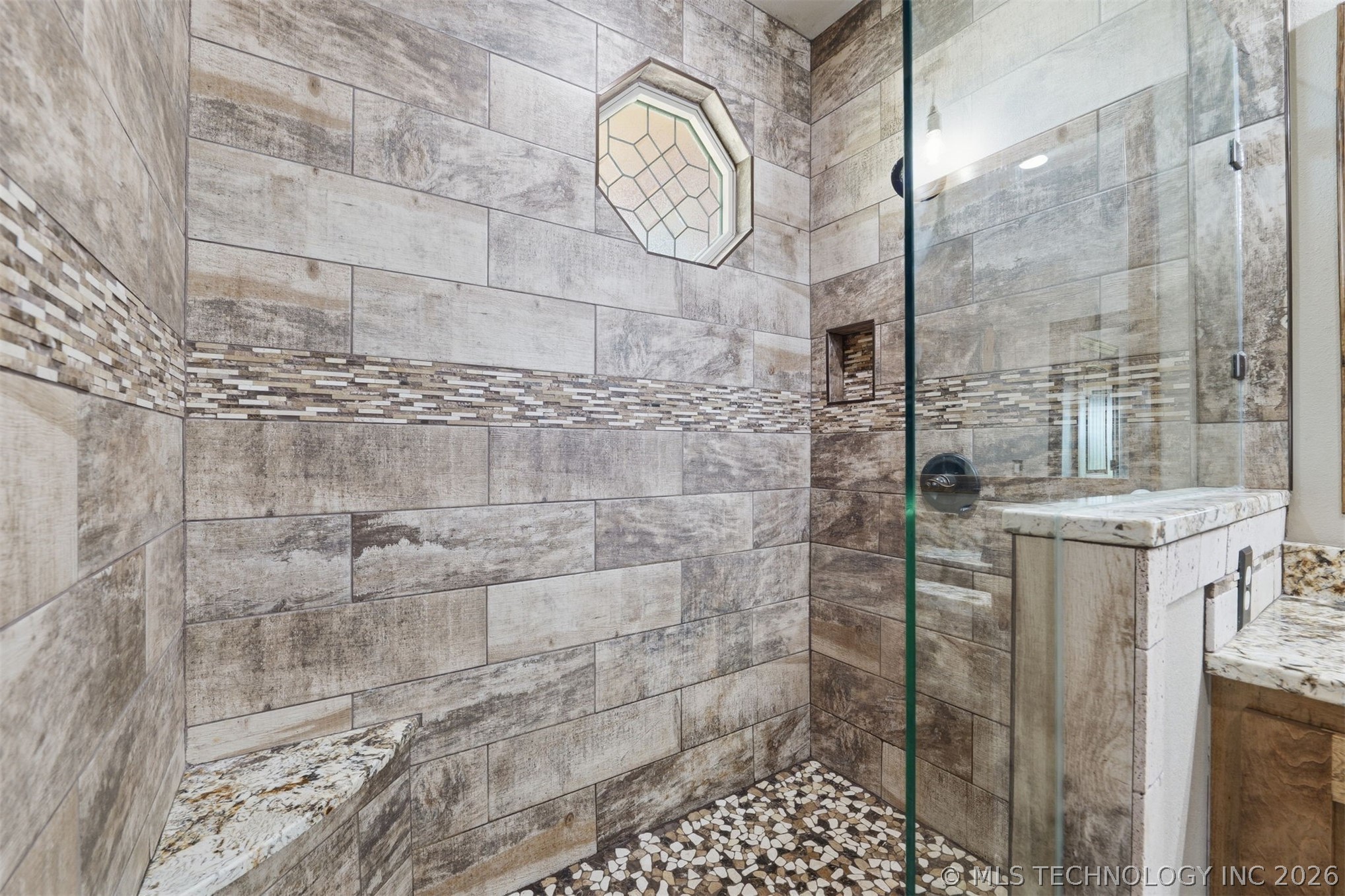467281 Highway 100 Property Photo 47