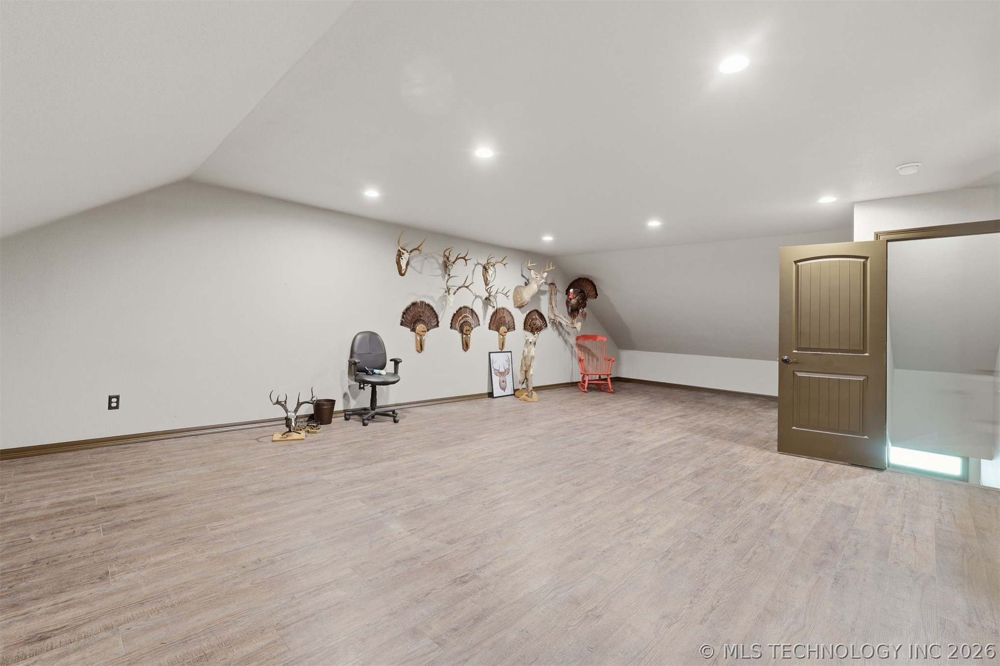 467281 Highway 100 Property Photo 54