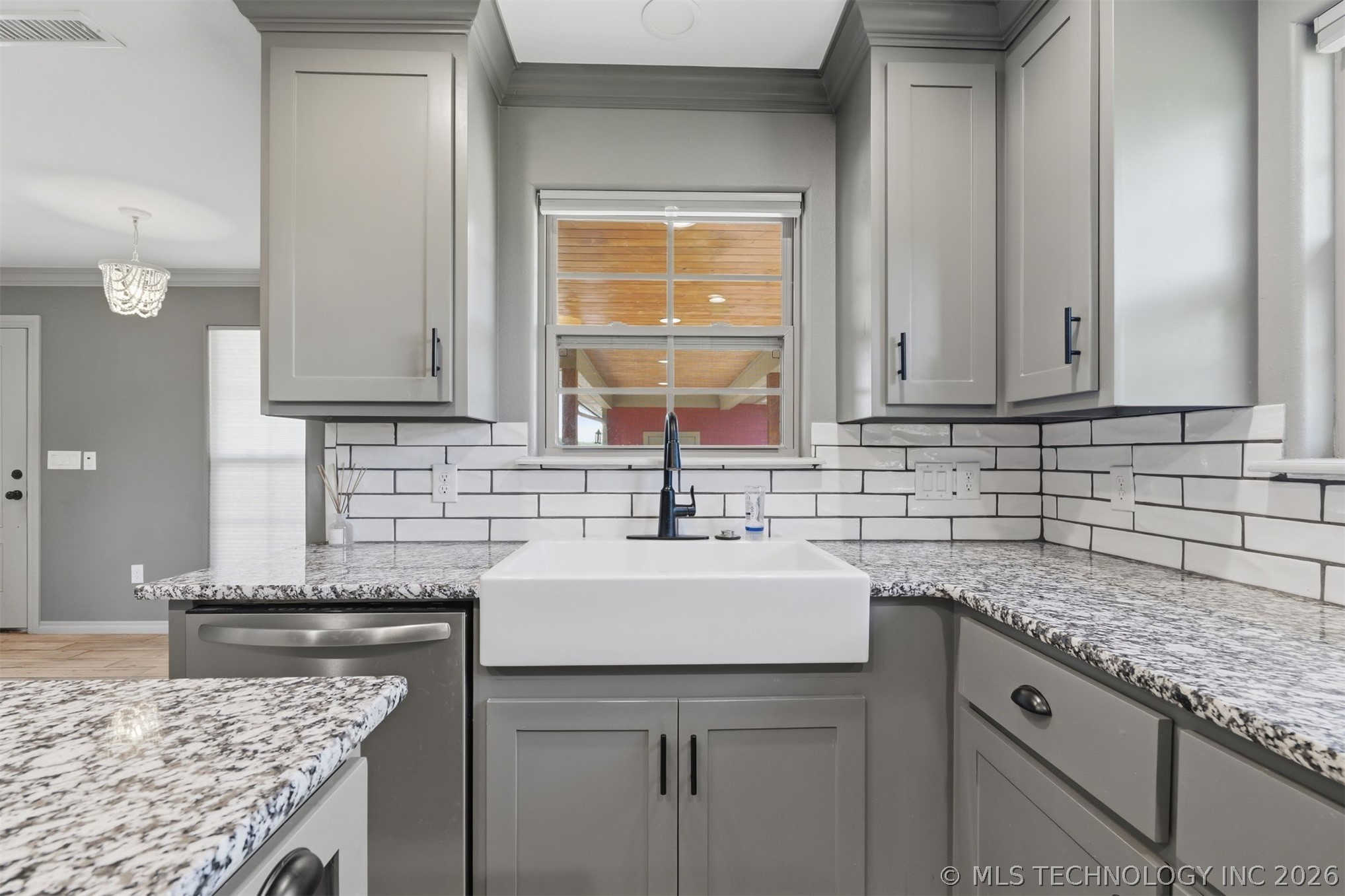467281 Highway 100 Property Photo 61