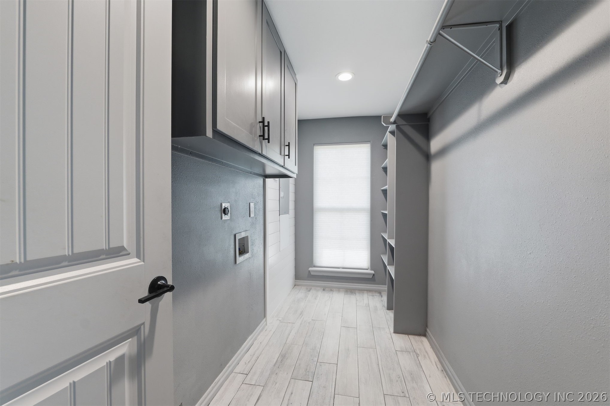 467281 Highway 100 Property Photo 68