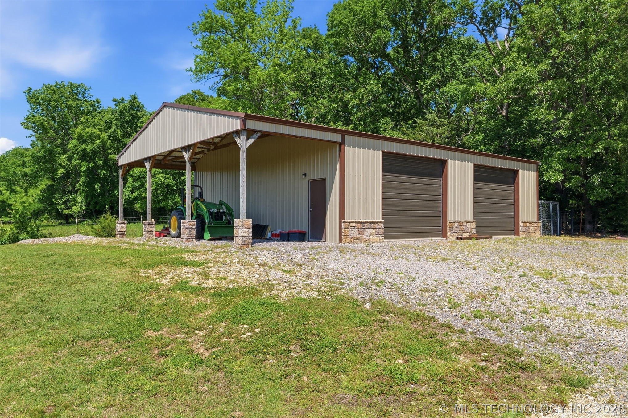 467281 Highway 100 Property Photo 70