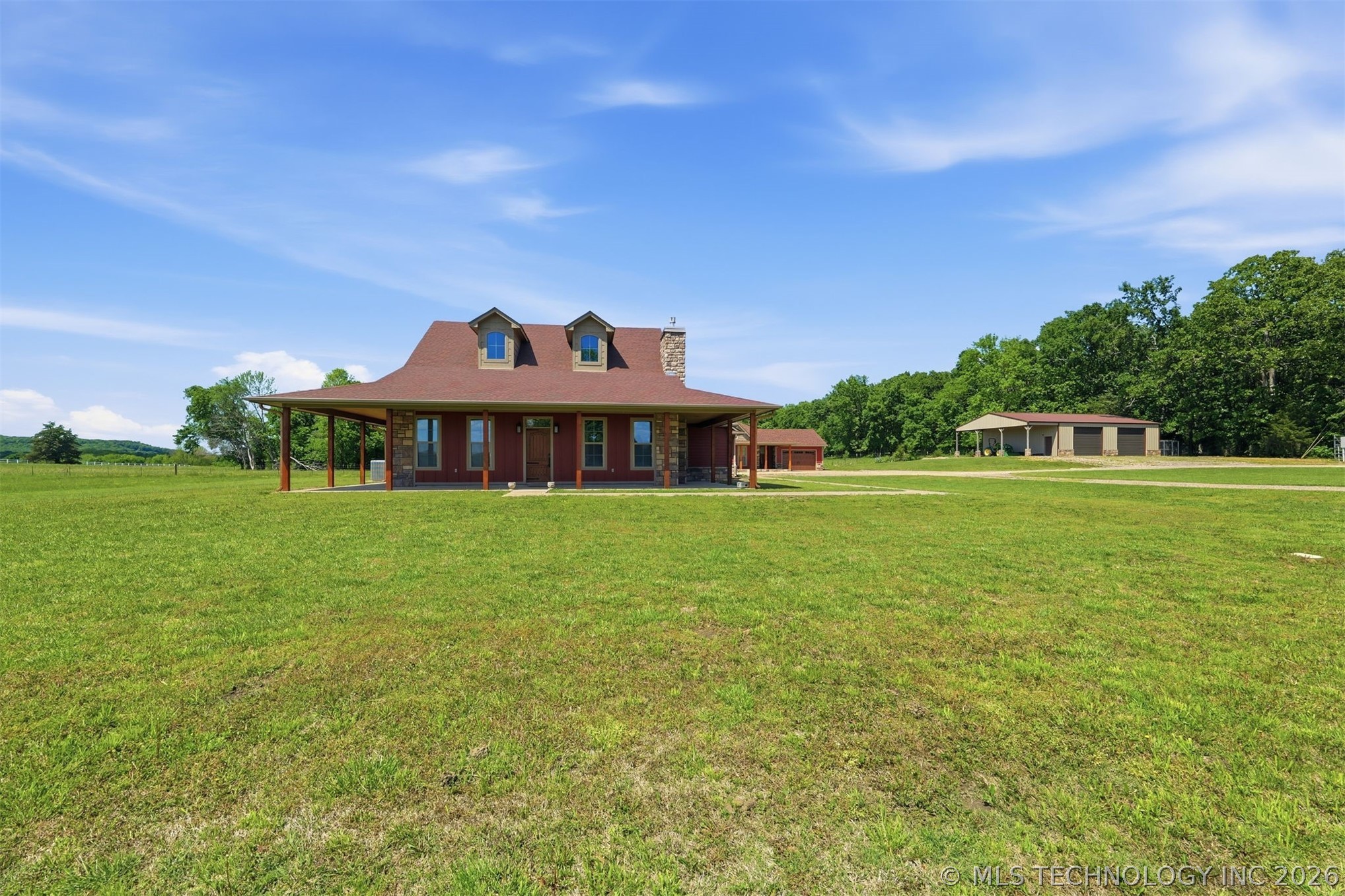 467281 Highway 100 Property Photo 75