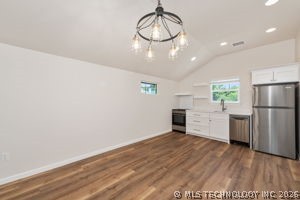 1123 S Delaware Place B Property Photo 5