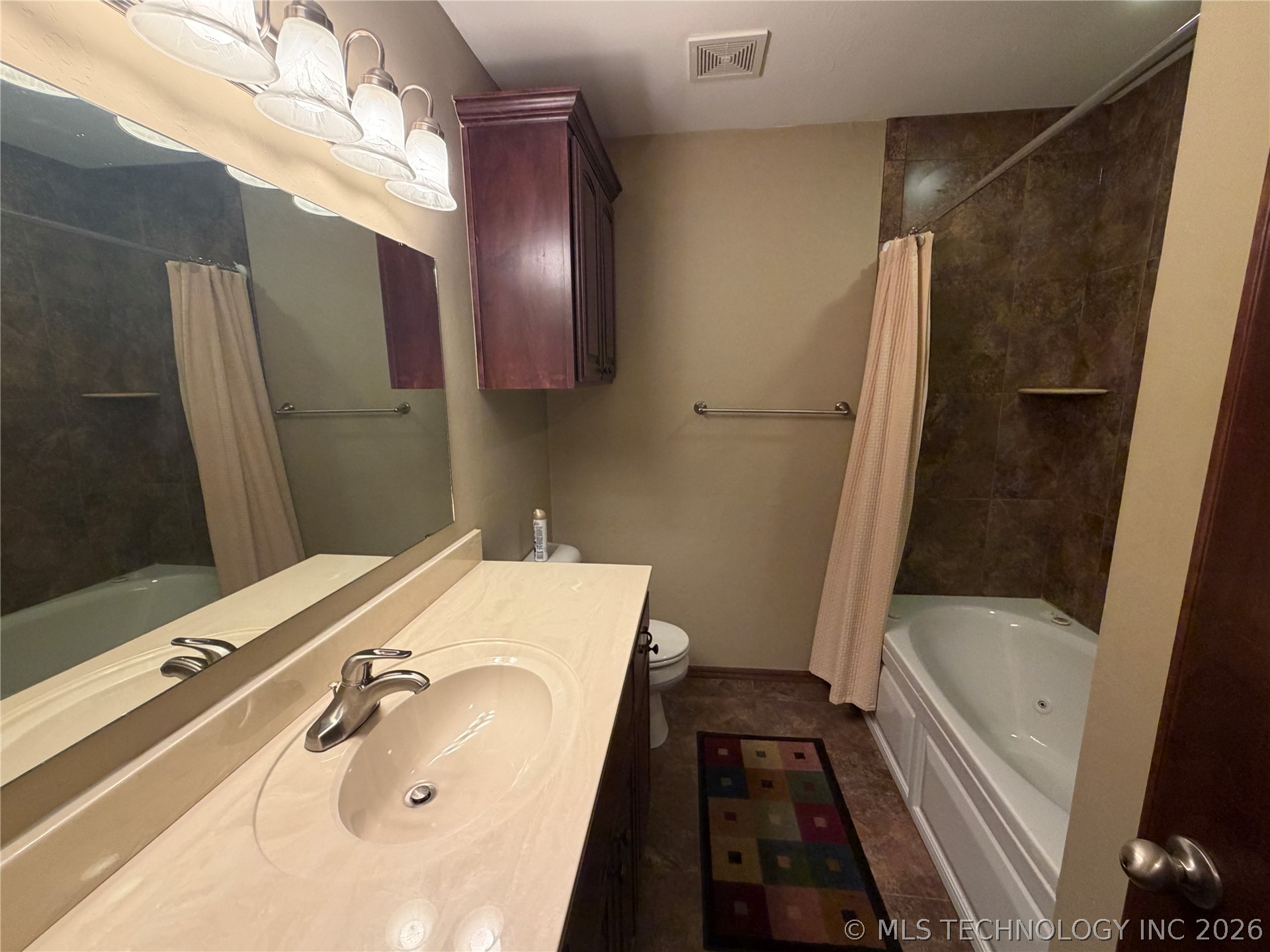 336 Lakeshore 336 Property Photo 10