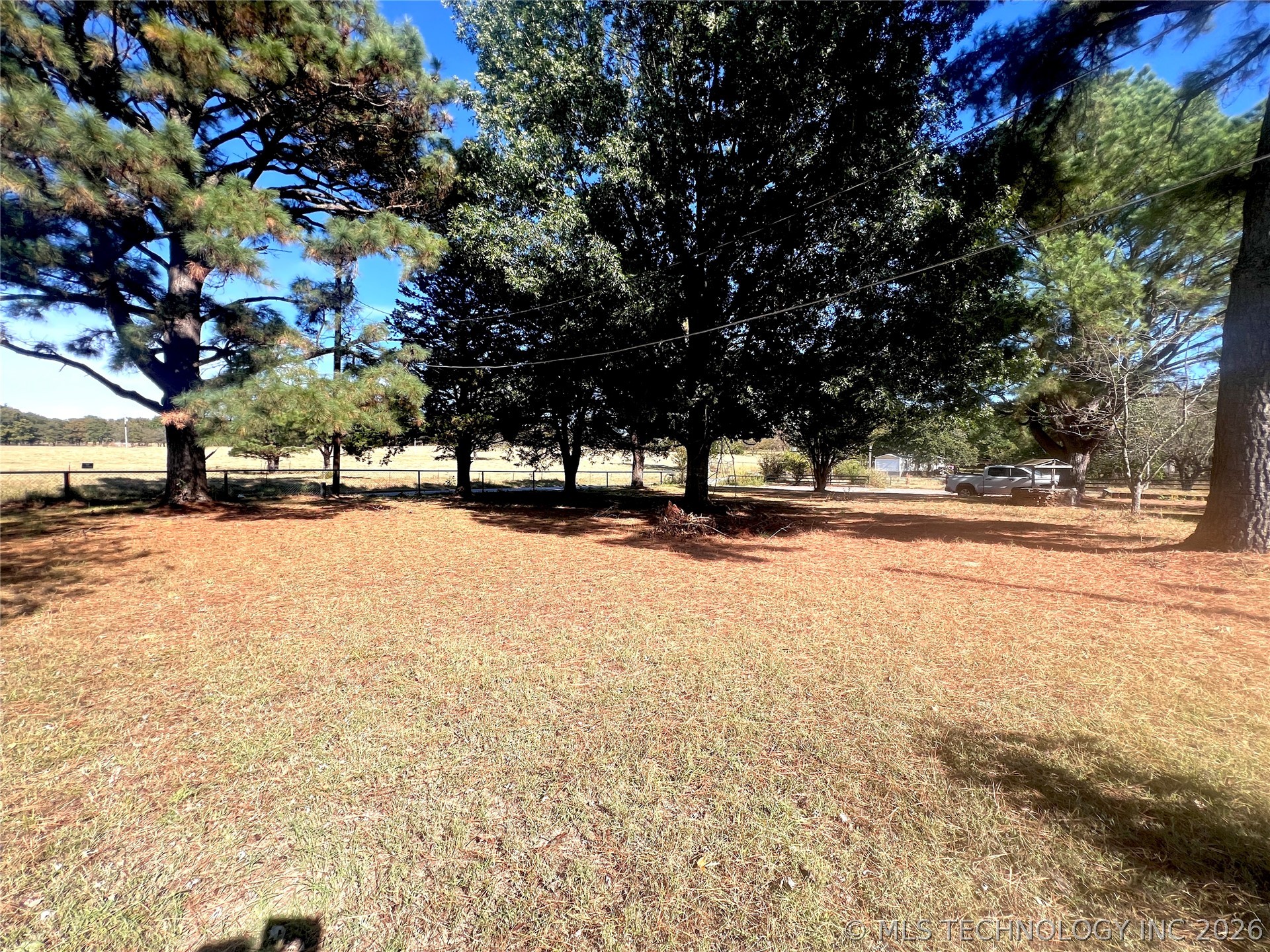 563 W Chambers Road Property Photo 13