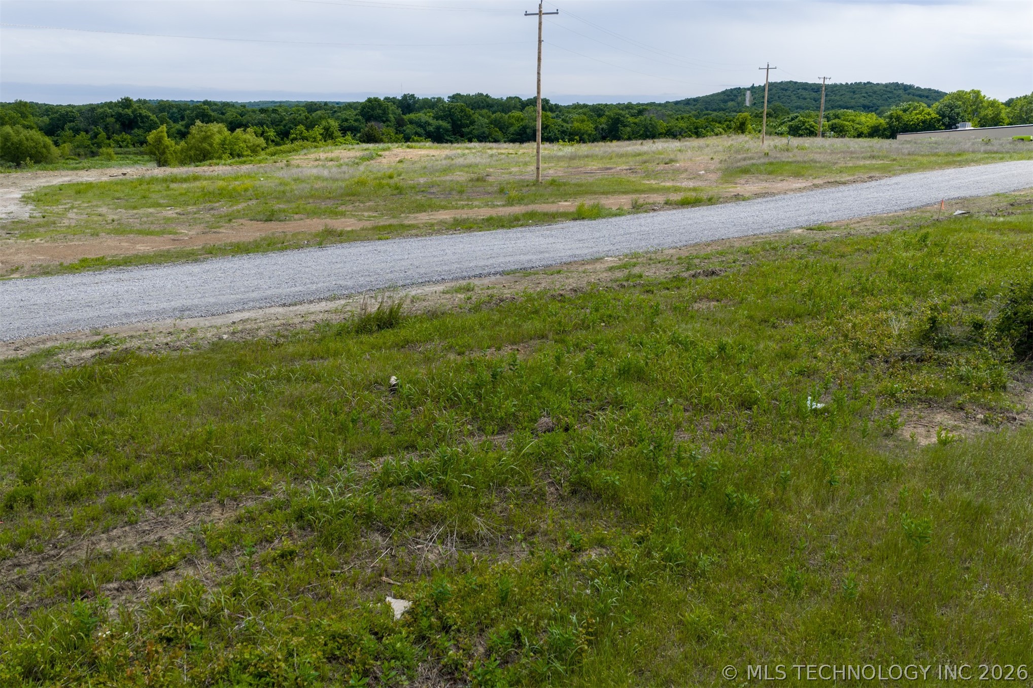 0004 Hwy 75 Property Photo 3