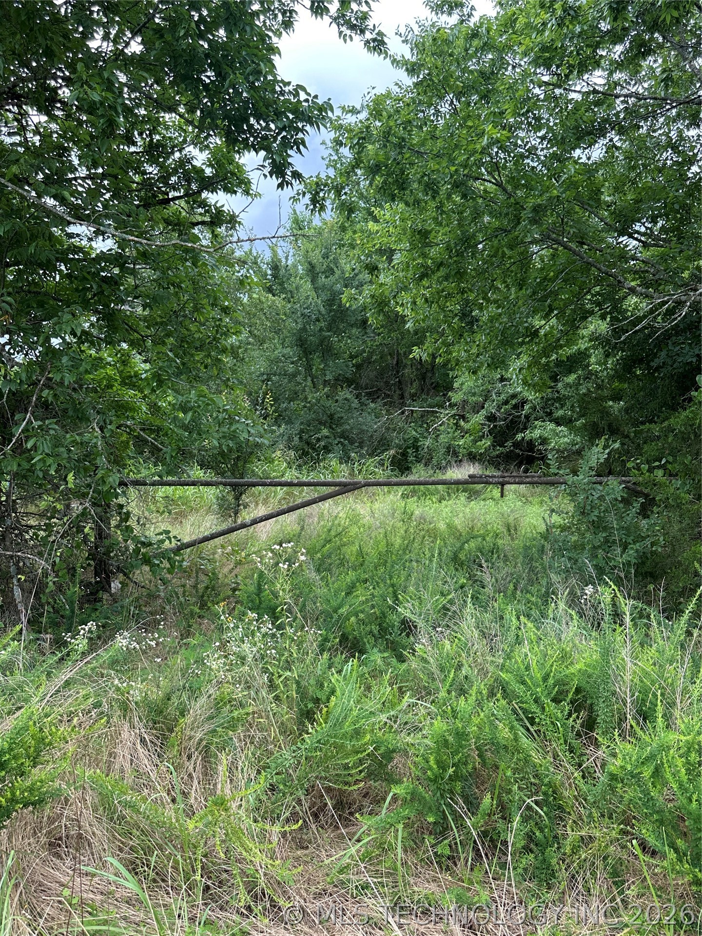 416067 E 1841 Road Property Photo 2