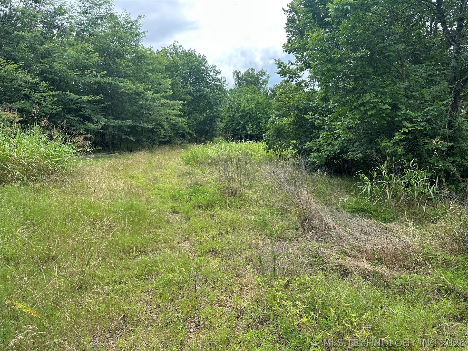 416067 E 1841 Road Property Photo 4