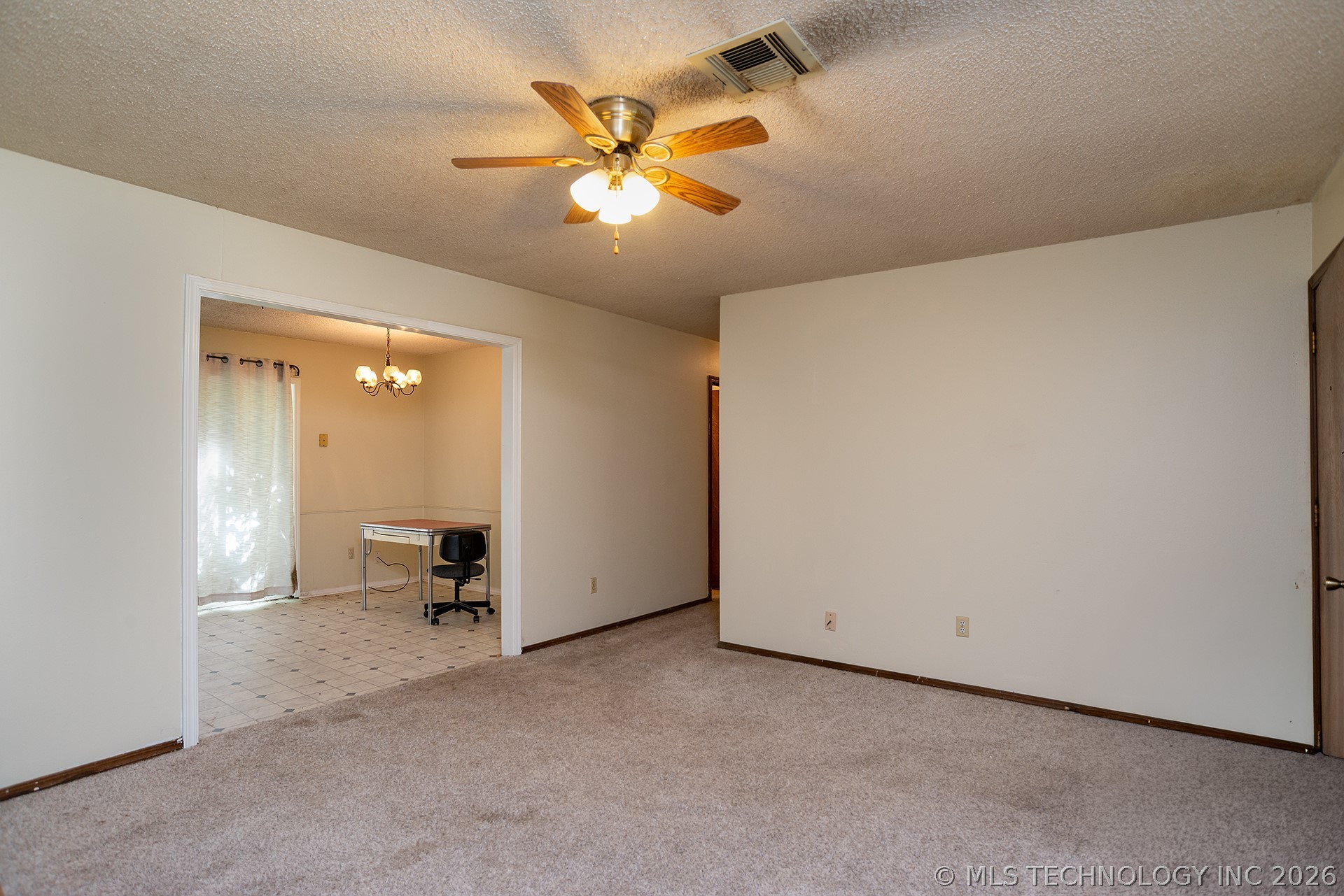 104 Ne 7th Property Photo 4