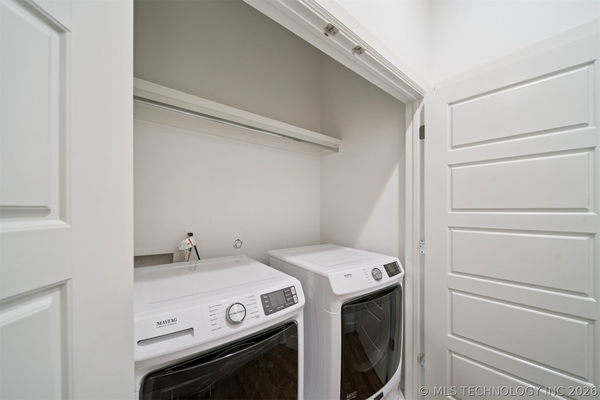 1137 E 7th Street B Property Photo 21