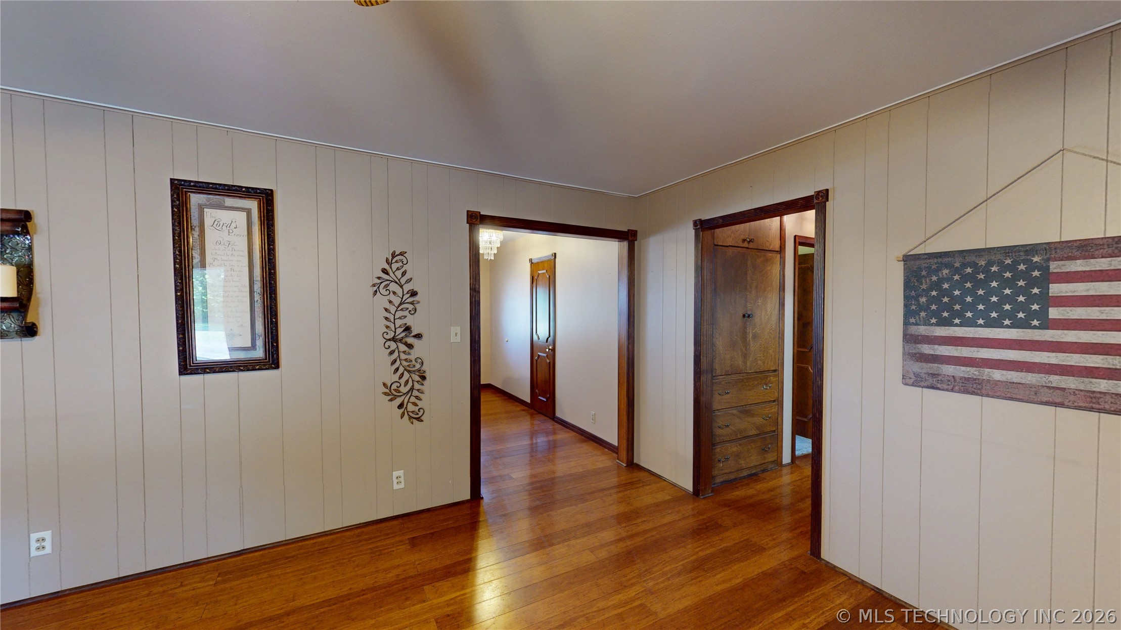 1005 S Broadway Property Photo 4